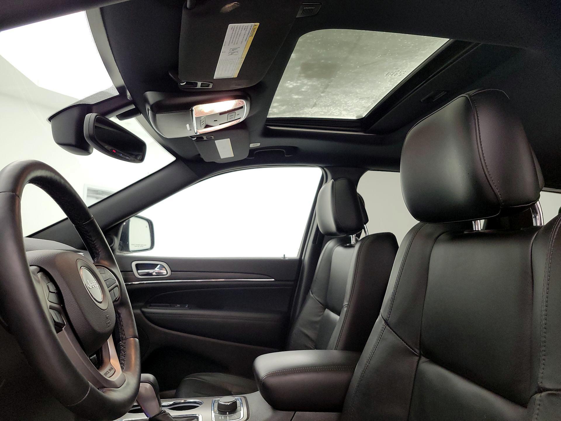 Thumbnail: 2021 Jeep Grand Cherokee - 20