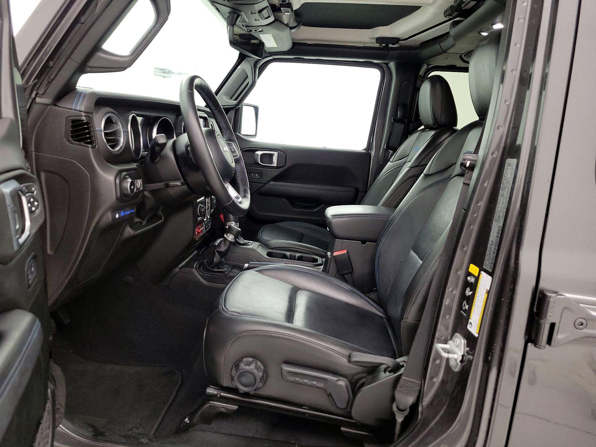 Thumbnail: 2022 Jeep Wrangler - 11