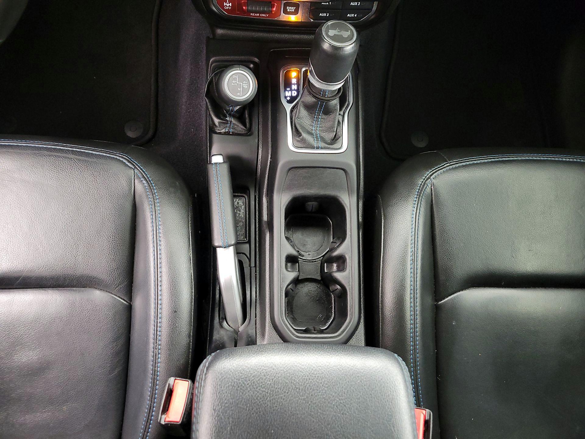 Thumbnail: 2022 Jeep Wrangler - 18