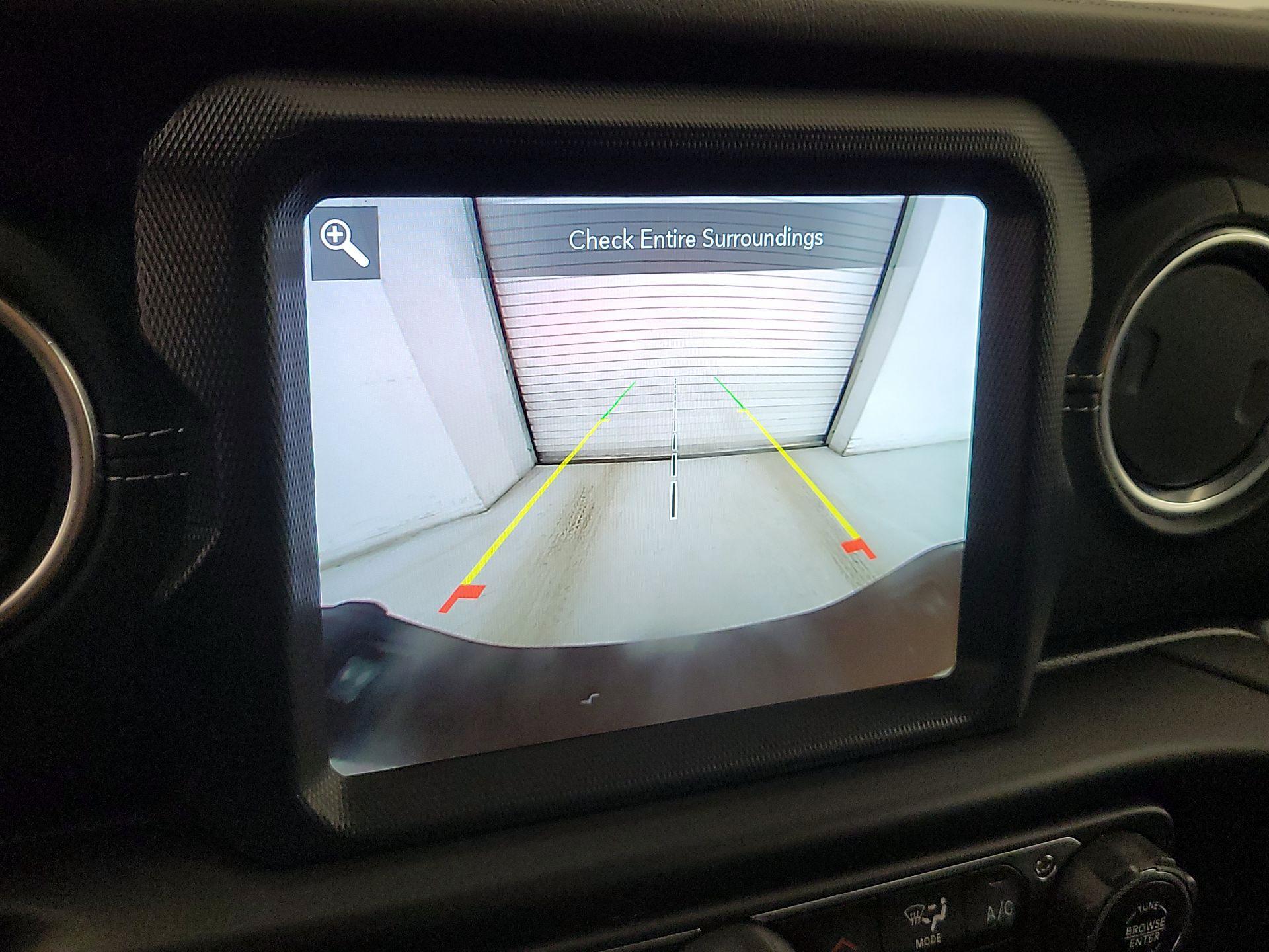 Thumbnail: 2021 Jeep Gladiator - 15