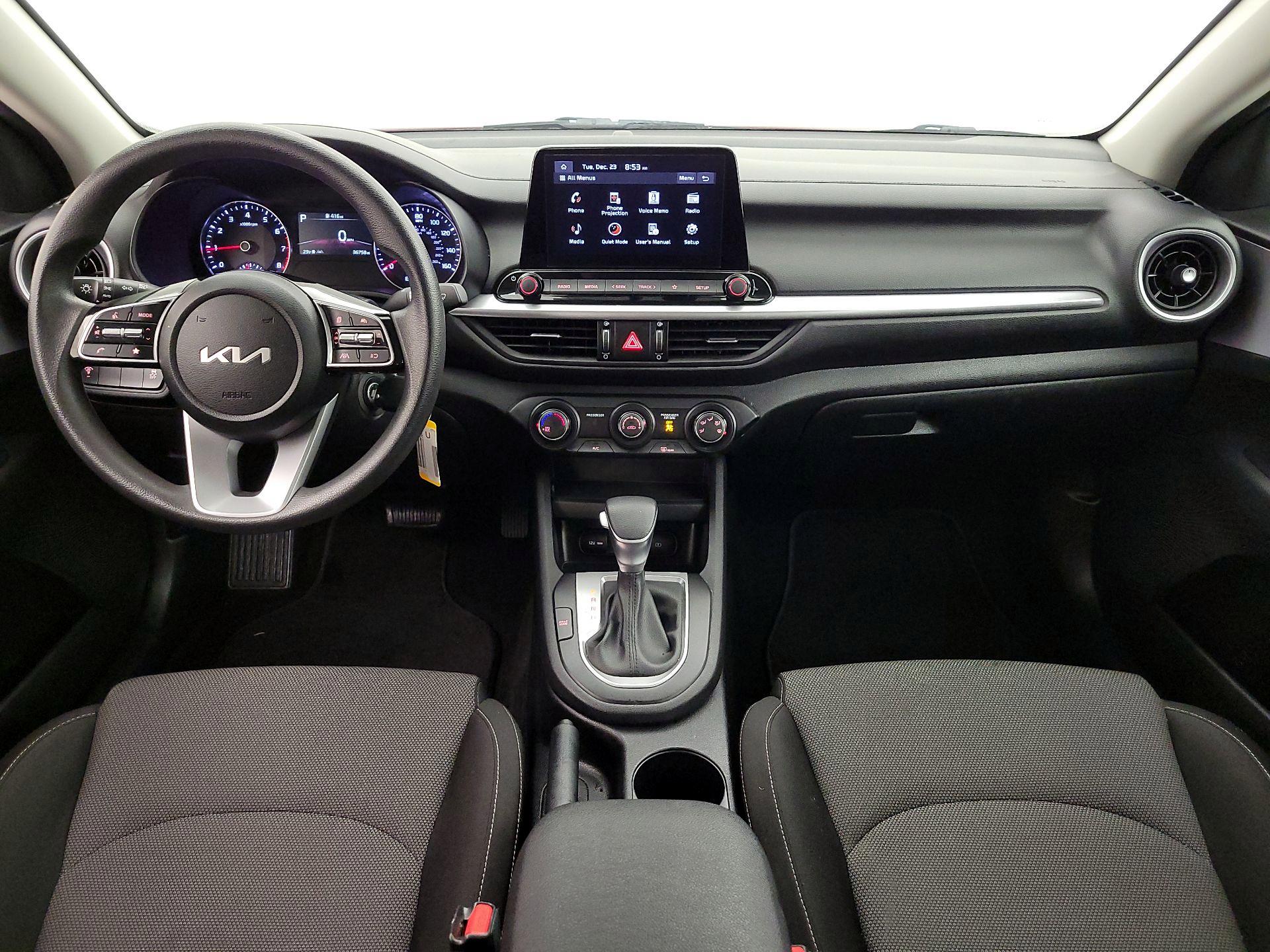 Thumbnail: 2024 Kia Forte - 9