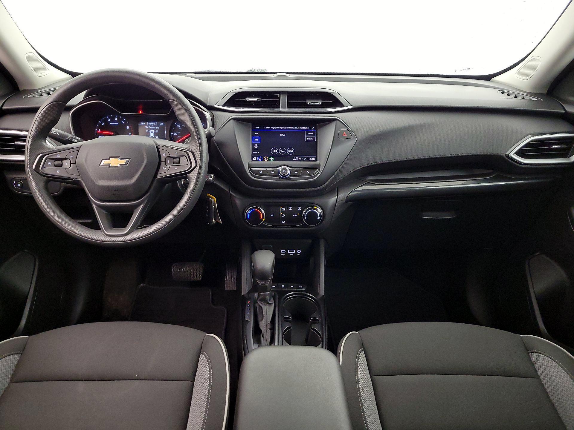 Thumbnail: 2023 Chevrolet TrailBlazer - 9