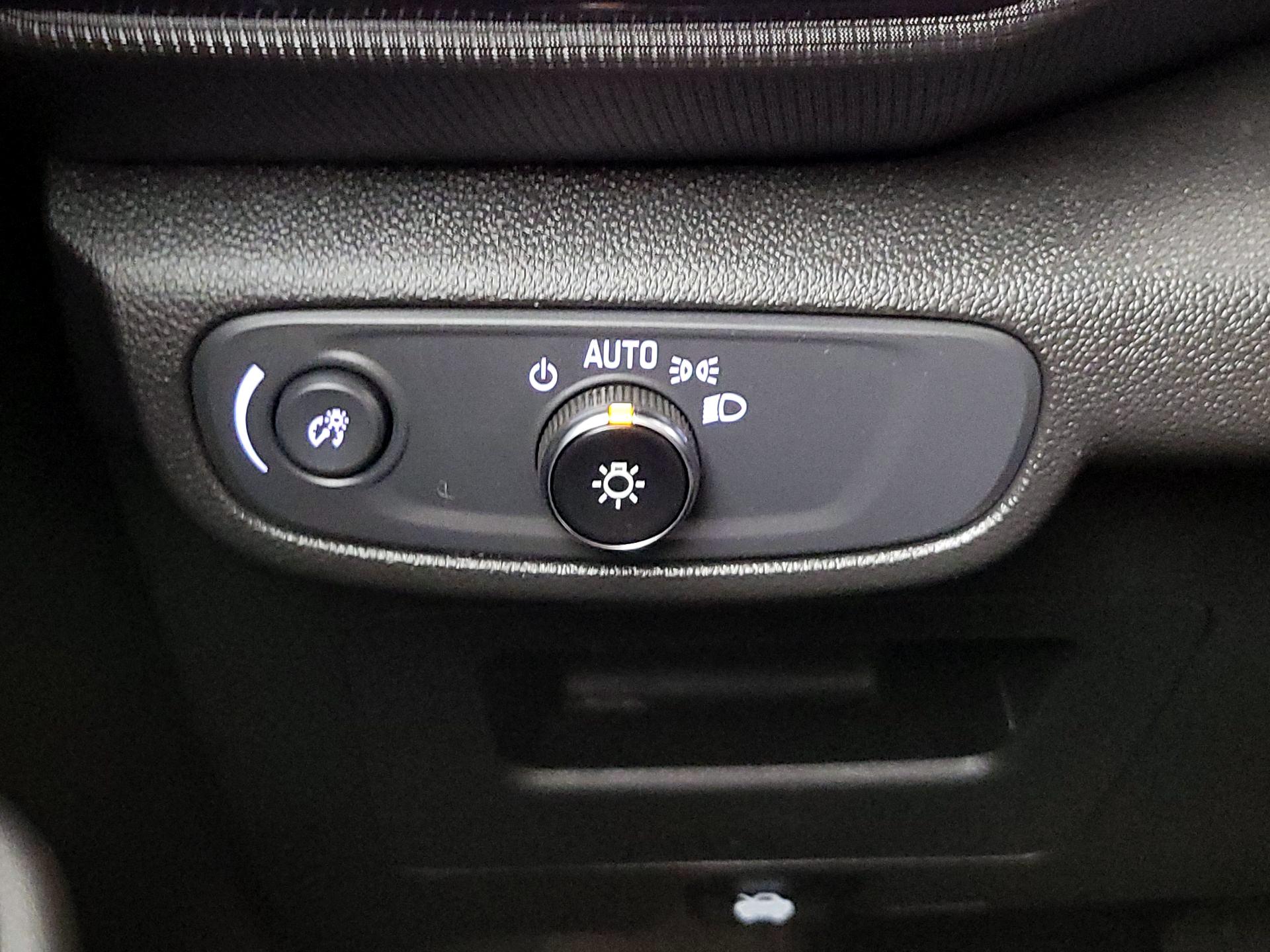 Thumbnail: 2023 Chevrolet TrailBlazer - 13