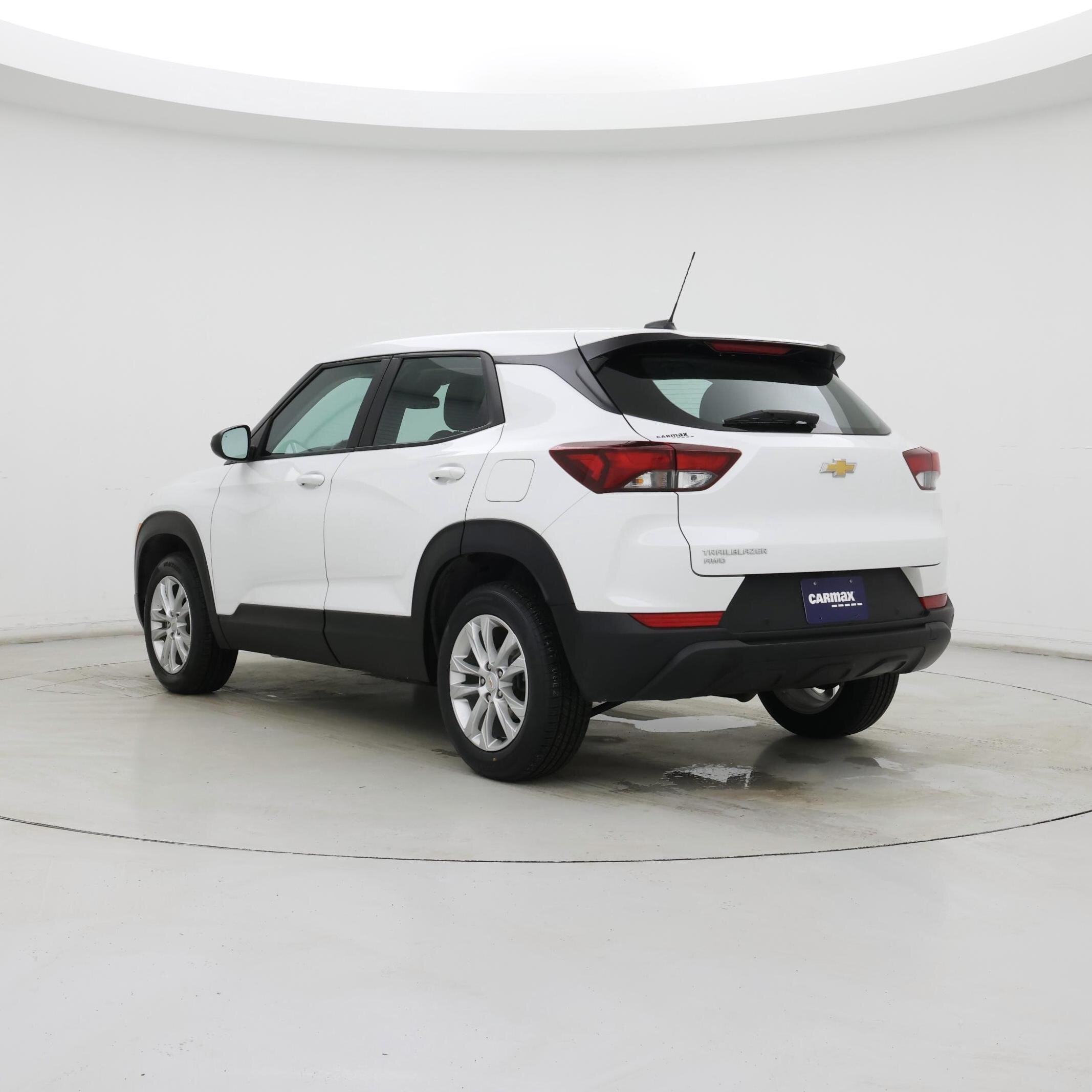 Thumbnail: 2023 Chevrolet TrailBlazer - 2