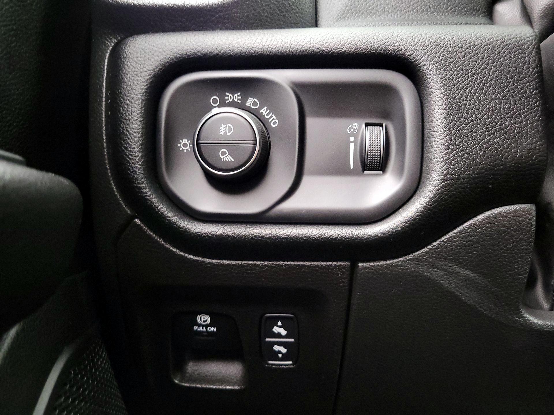 Thumbnail: 2022 RAM 1500 - 13