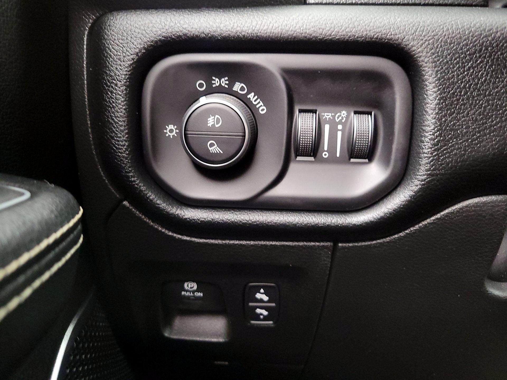 Thumbnail: 2022 RAM 1500 - 13