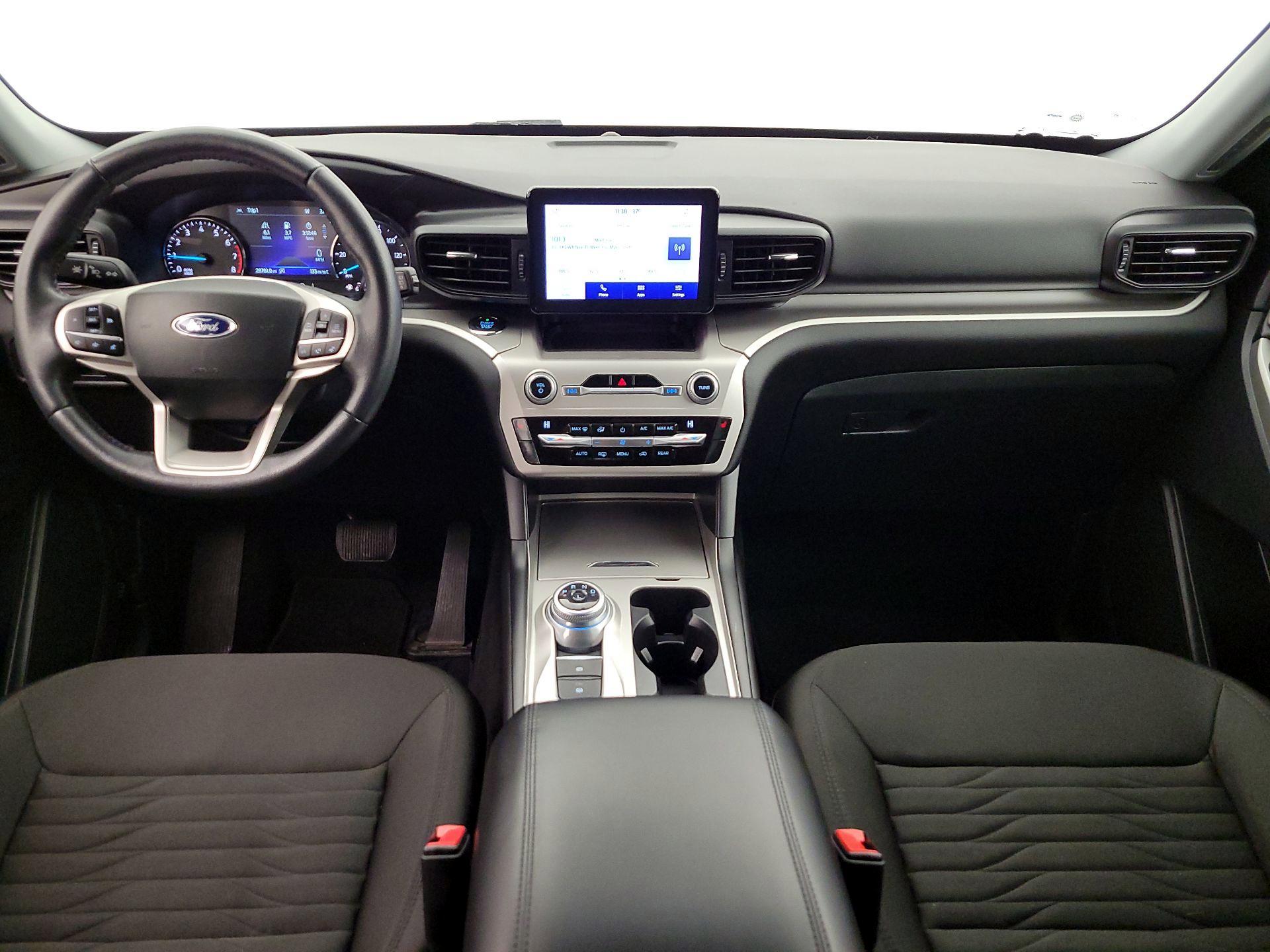 Thumbnail: 2021 Ford Explorer - 9