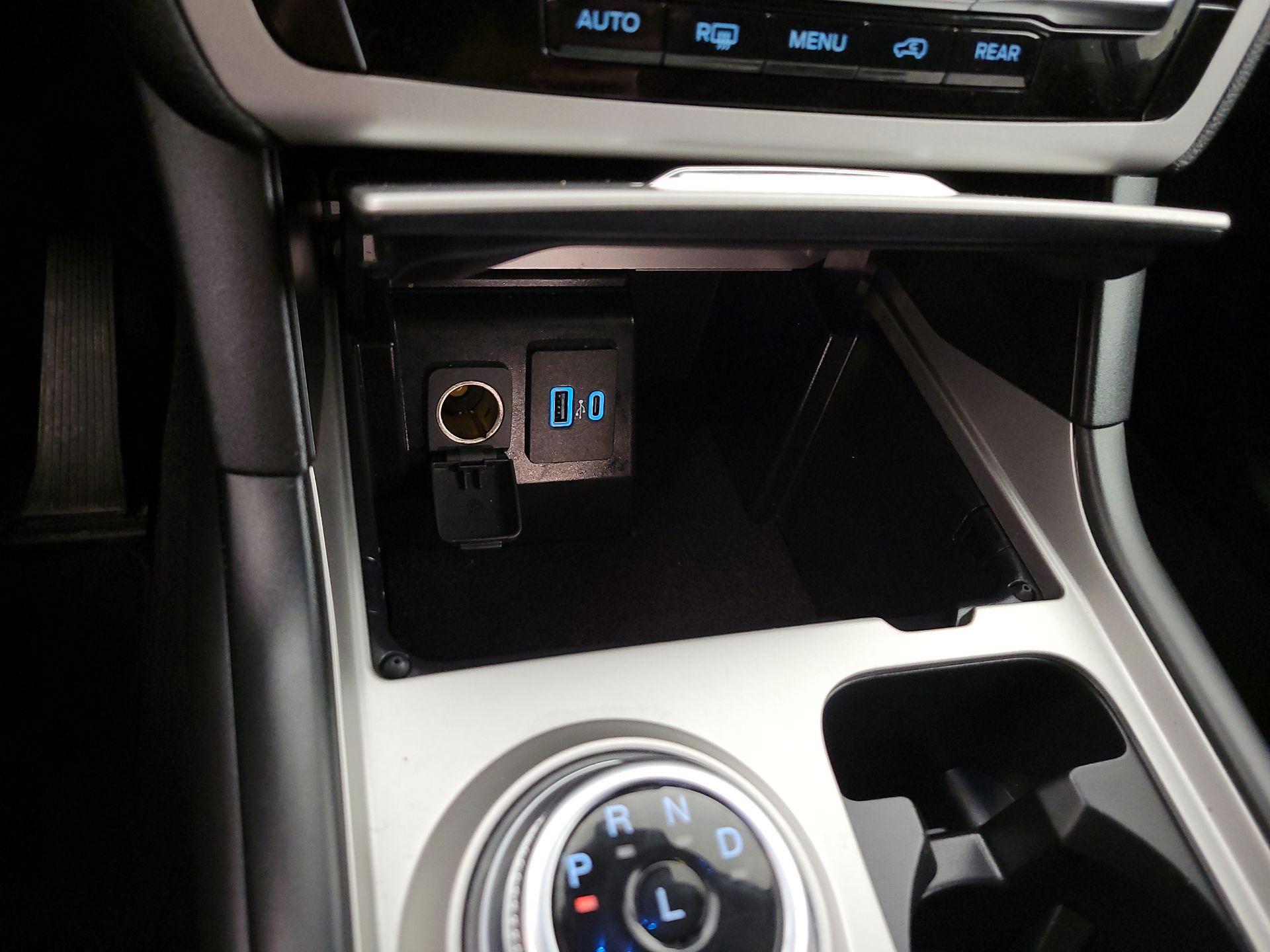 Thumbnail: 2021 Ford Explorer - 18