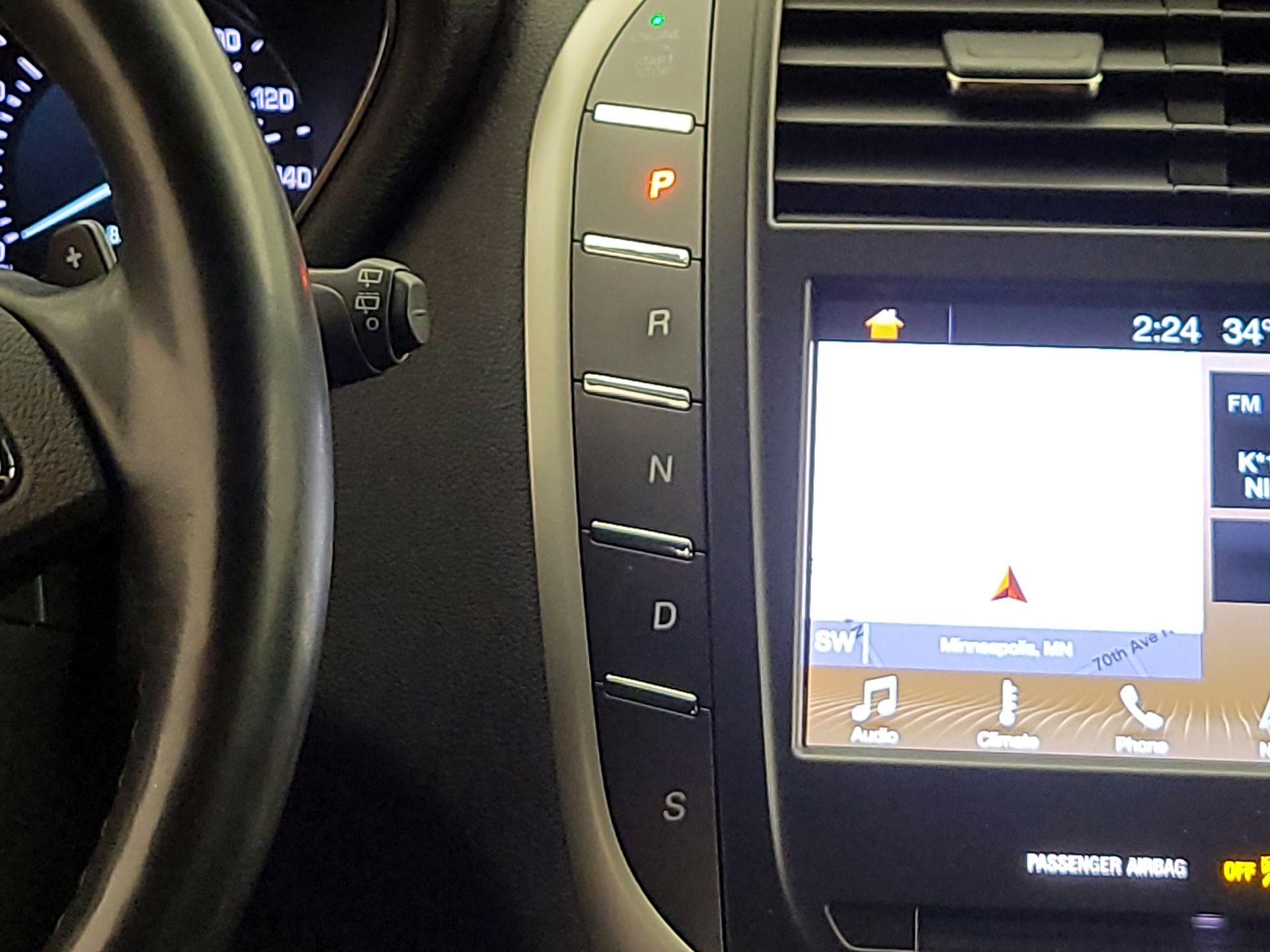 Thumbnail: 2019 Lincoln MKC - 18