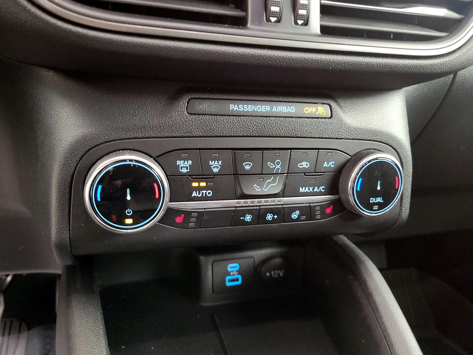 Thumbnail: 2023 Ford Escape - 16