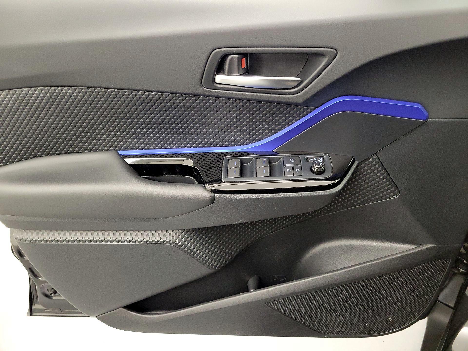 Thumbnail: 2021 Toyota C-HR - 12