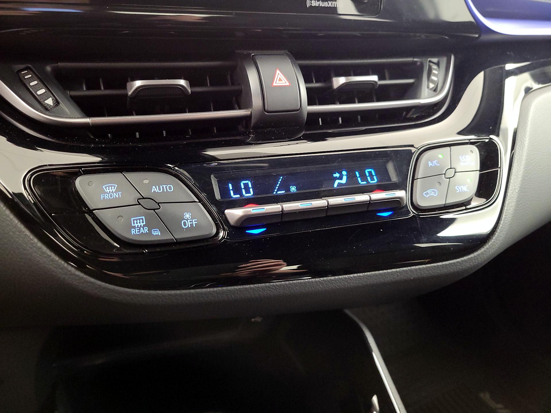 Thumbnail: 2021 Toyota C-HR - 16