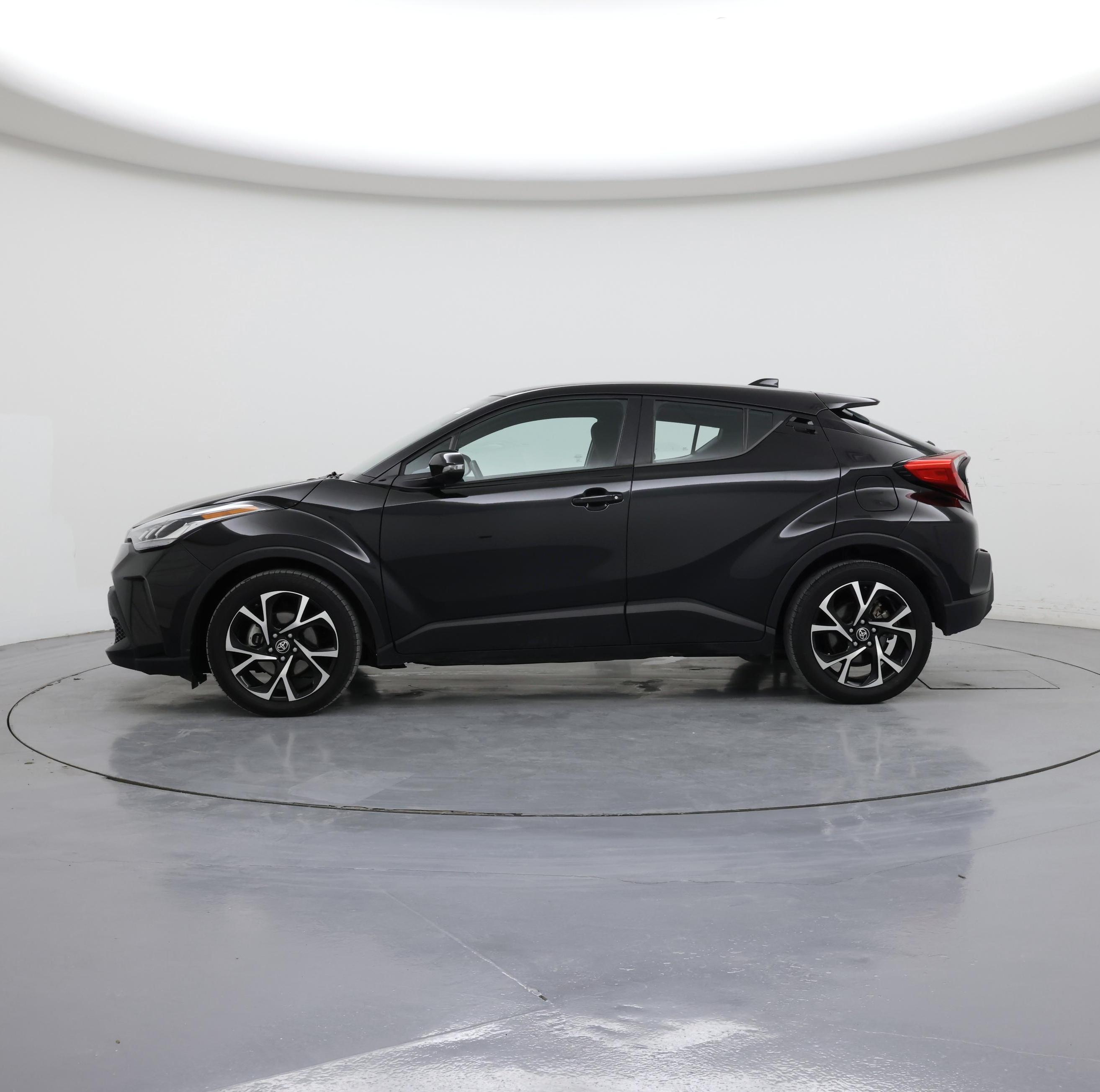 Thumbnail: 2021 Toyota C-HR - 3