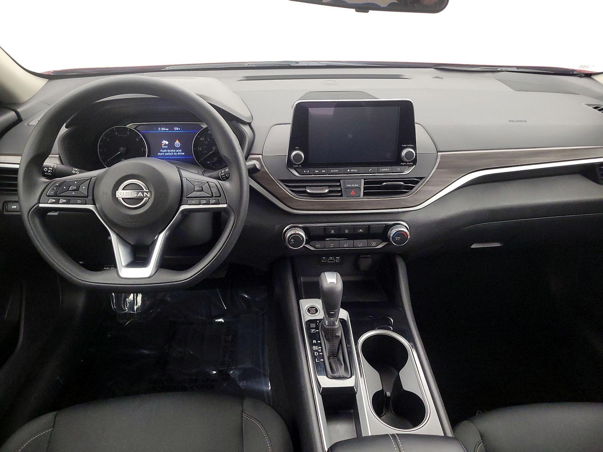 Thumbnail: 2024 Nissan Altima - 9