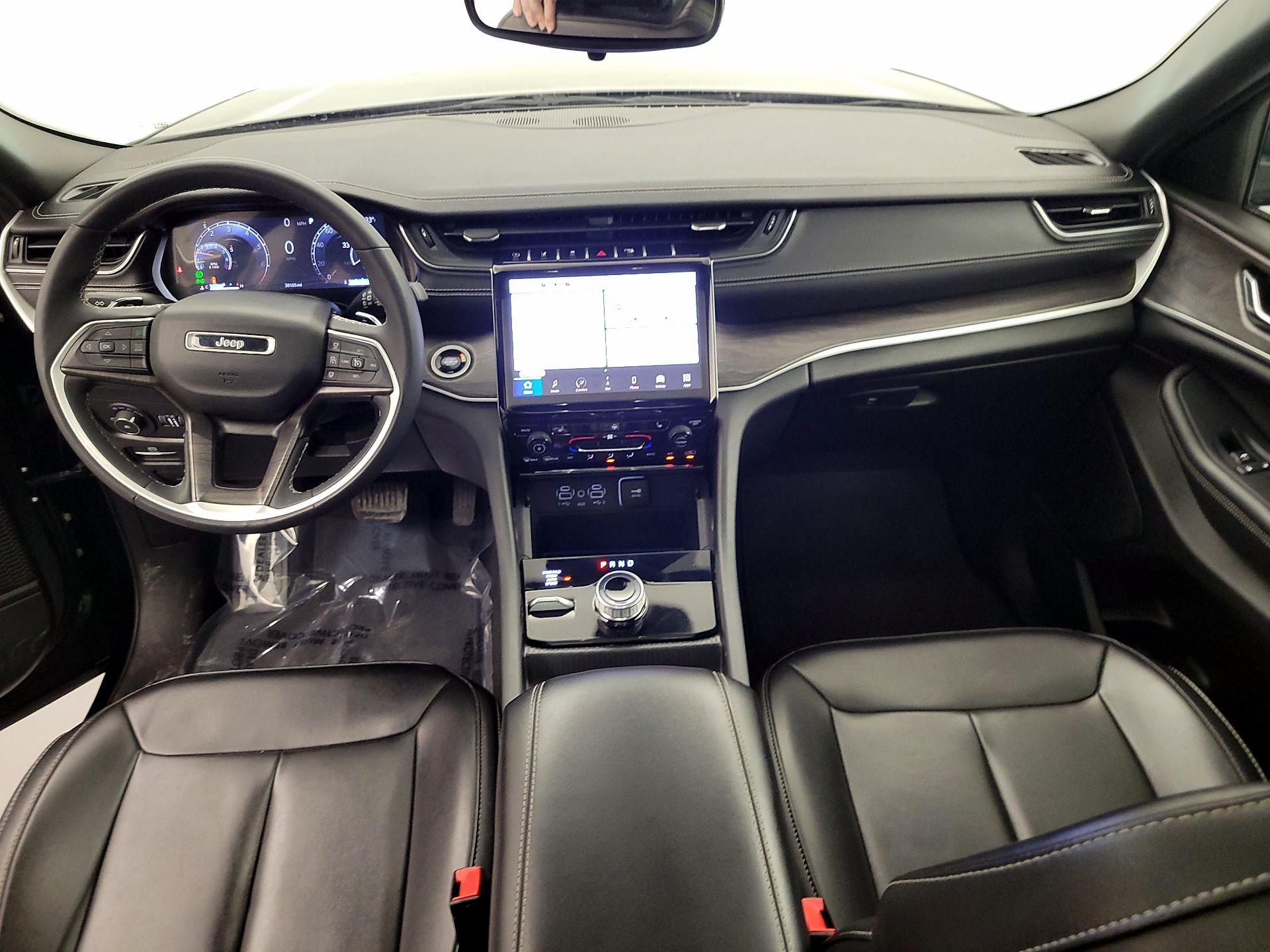 Thumbnail: 2024 Jeep Grand Cherokee - 9