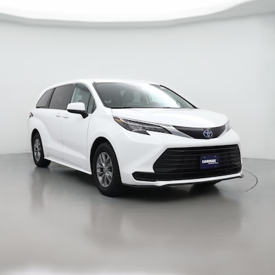 2024 Toyota Sienna LE