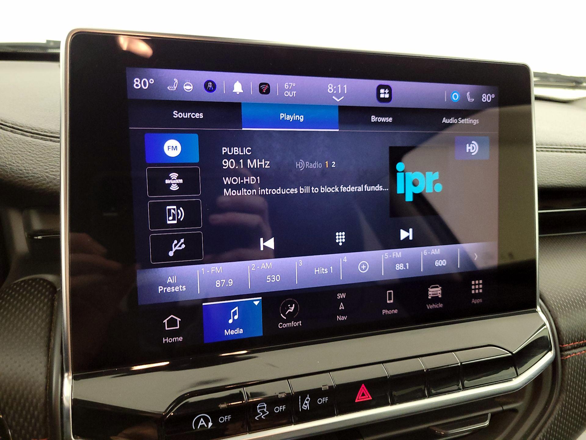 Thumbnail: 2022 Jeep Compass - 16