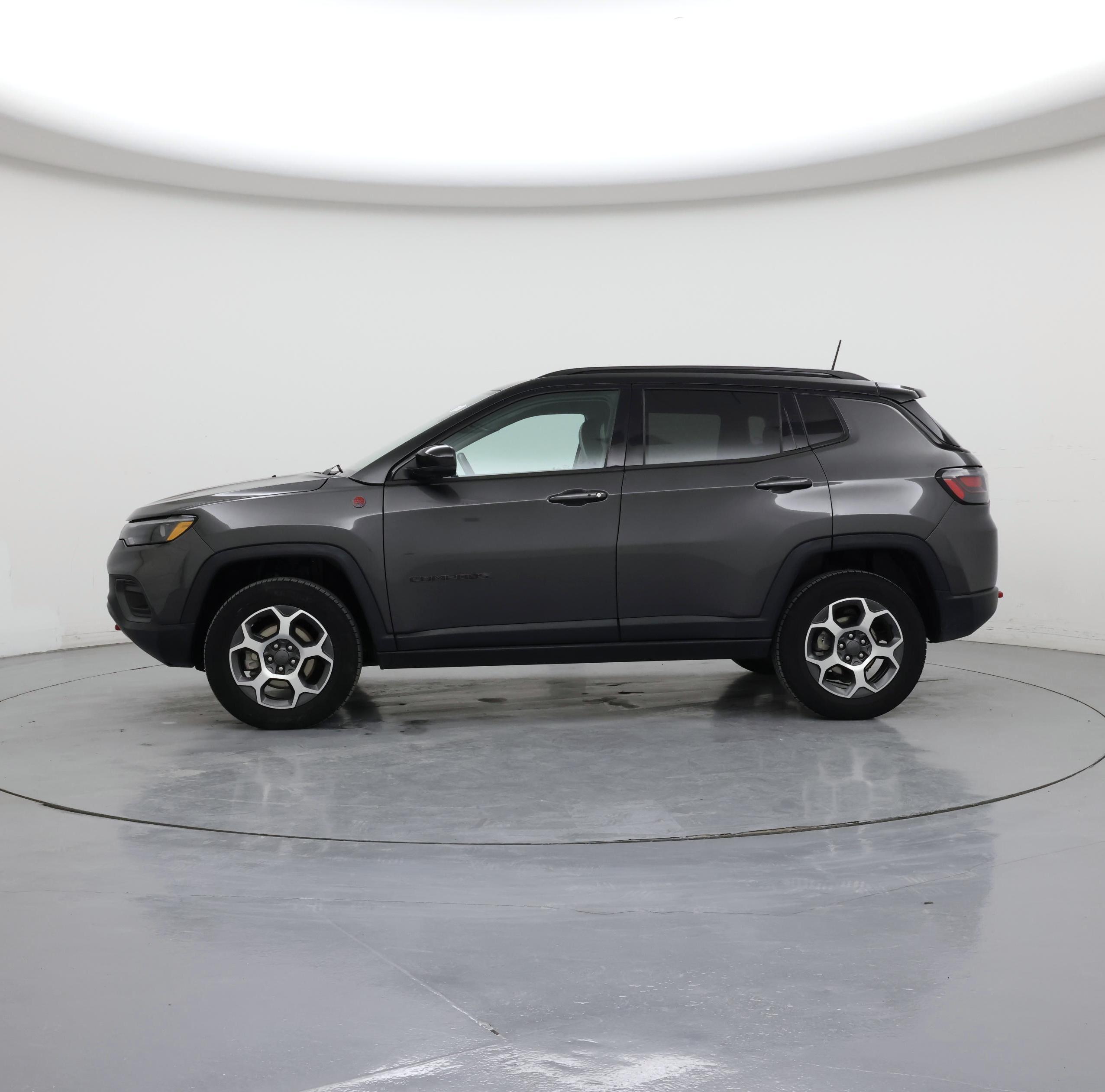 Thumbnail: 2022 Jeep Compass - 3