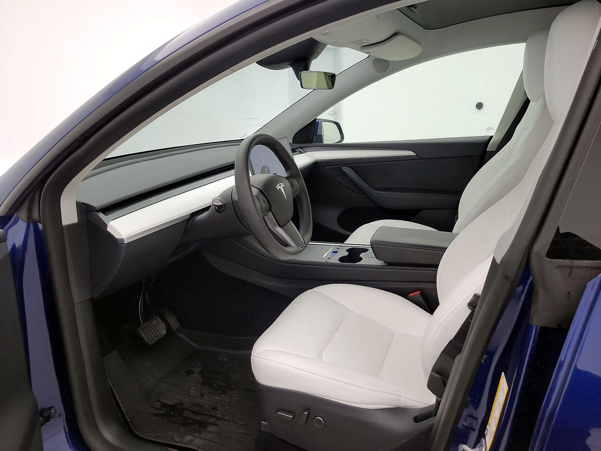 Thumbnail: 2024 Tesla Model Y - 11