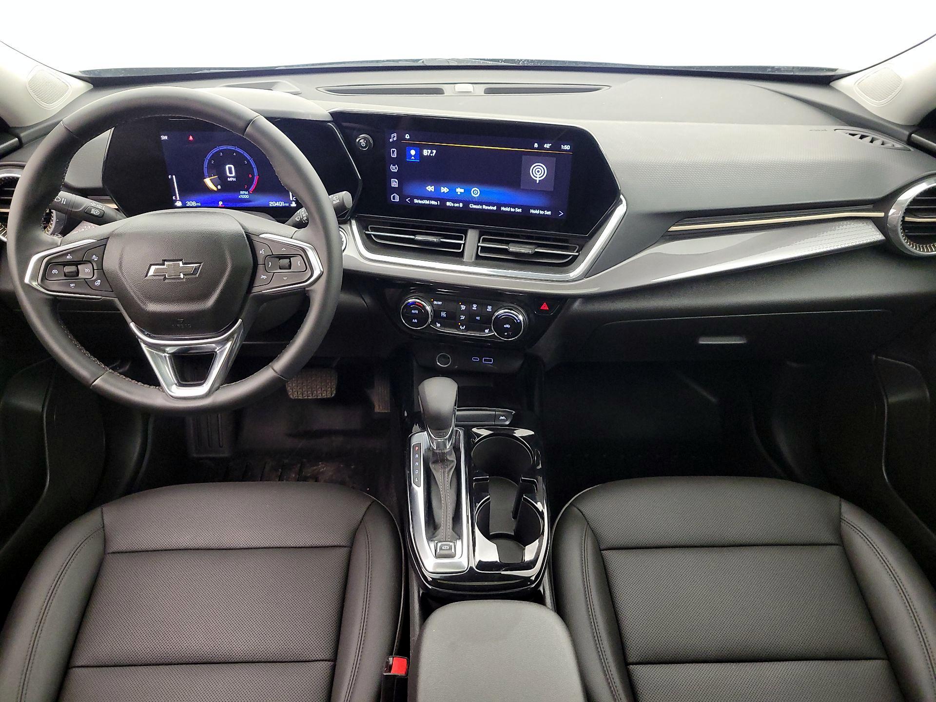 Thumbnail: 2025 Chevrolet Trax - 9