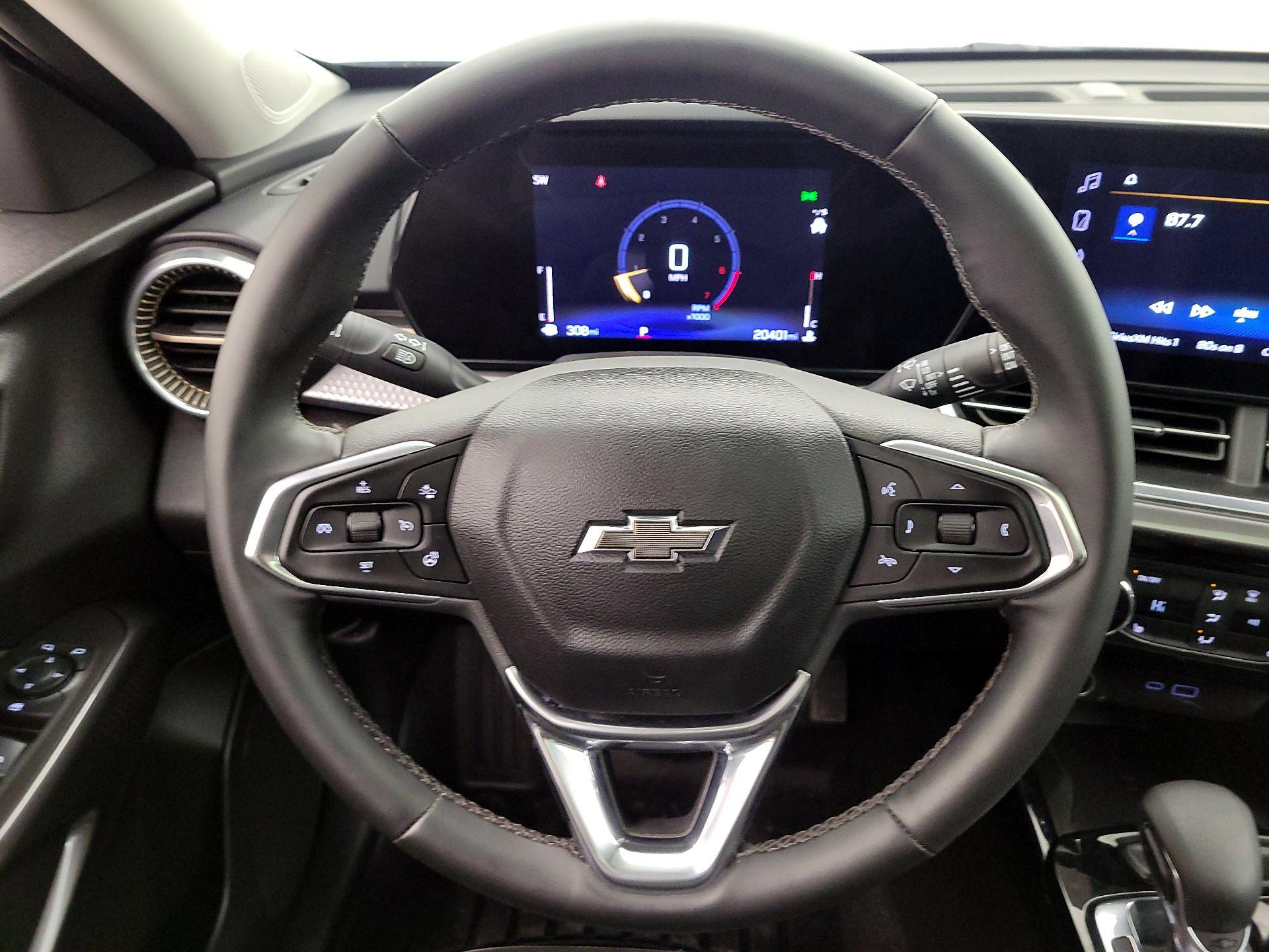 Thumbnail: 2025 Chevrolet Trax - 10