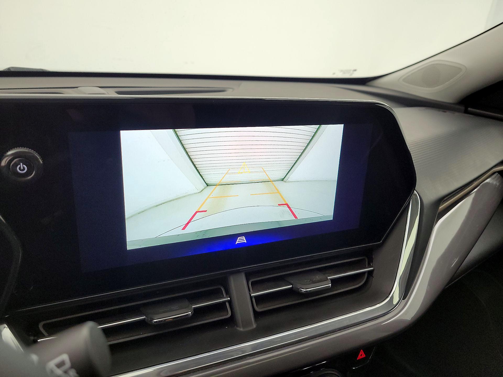 Thumbnail: 2025 Chevrolet Trax - 14