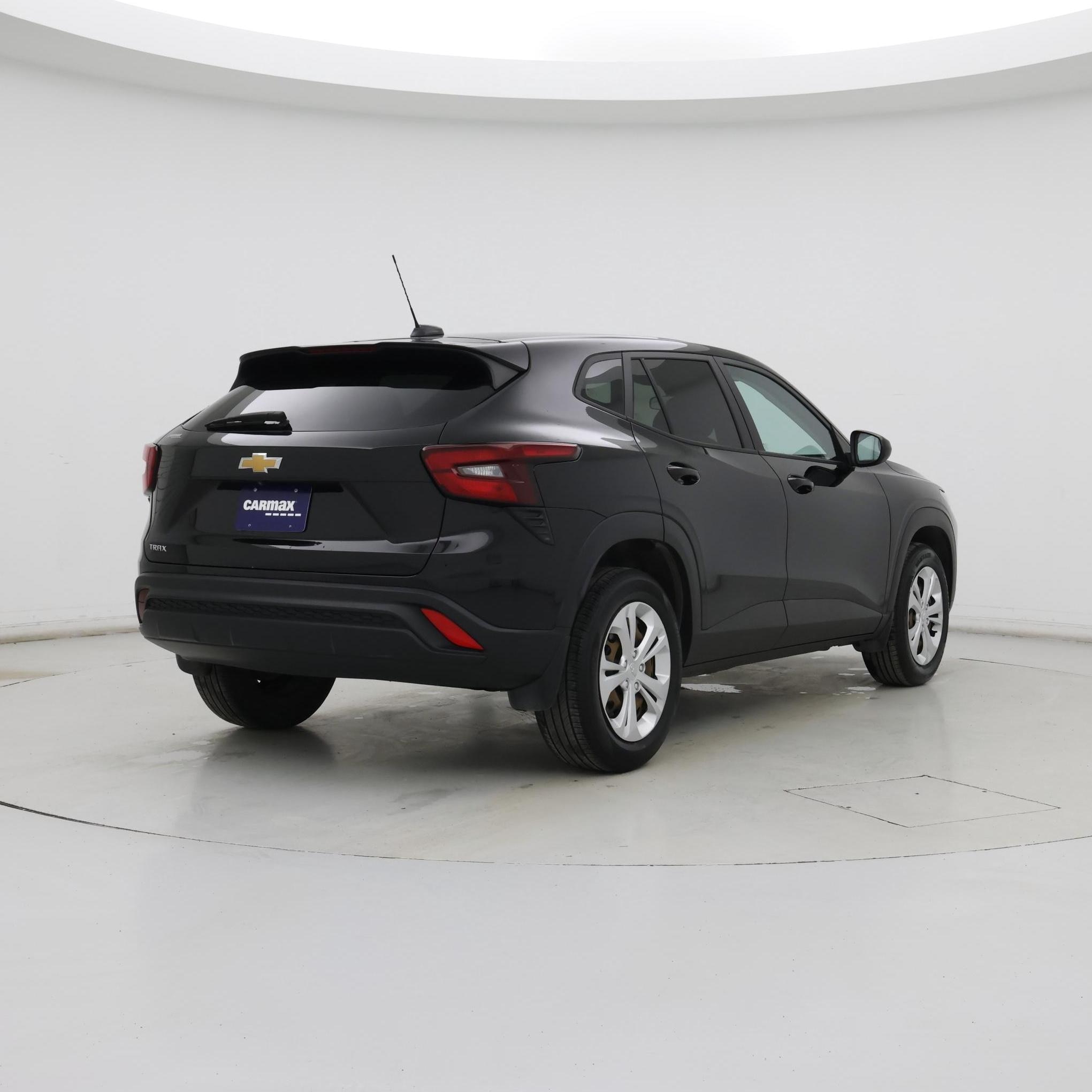 Thumbnail: 2024 Chevrolet Trax - 8