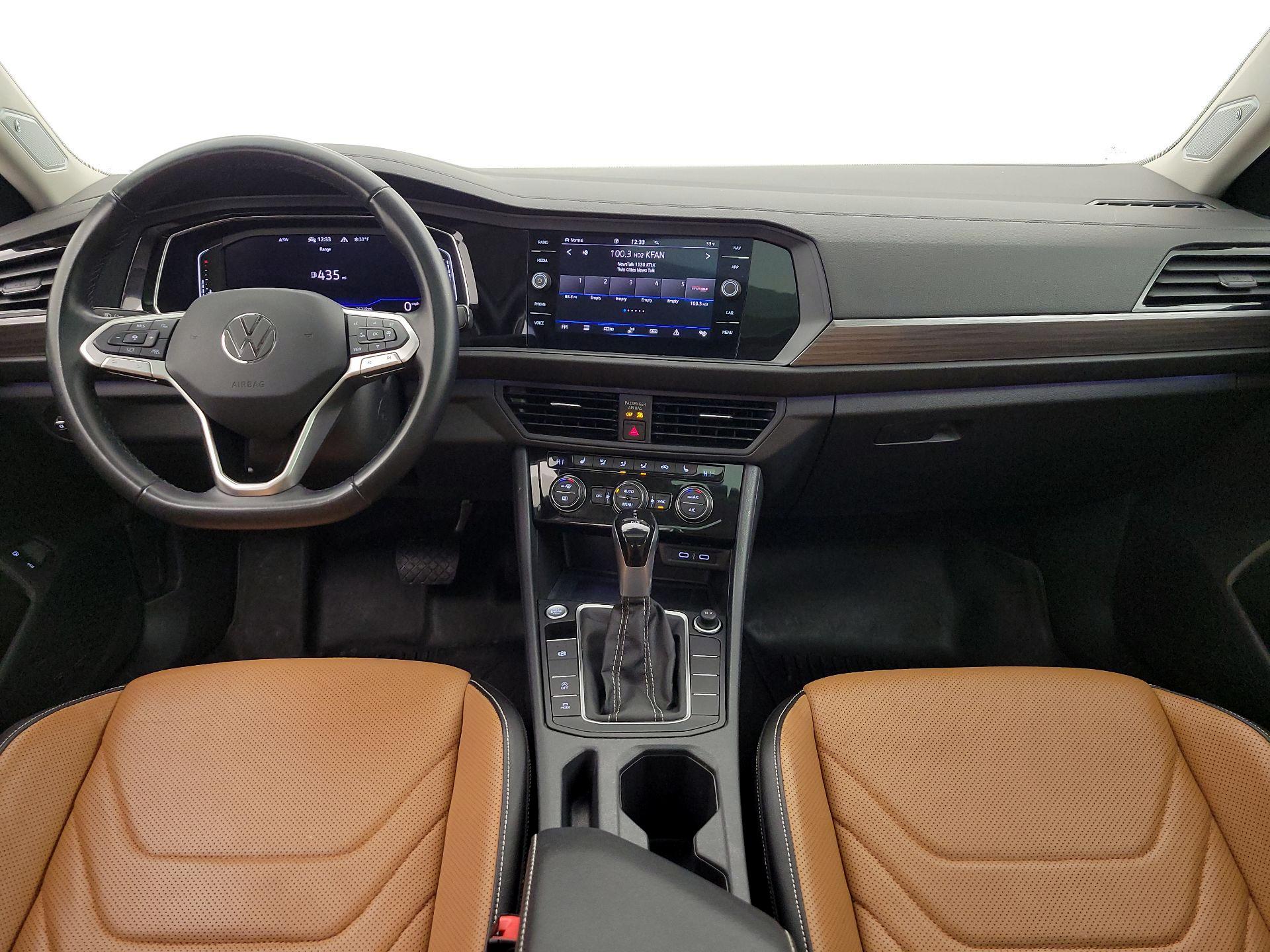 Thumbnail: 2023 Volkswagen Jetta - 9