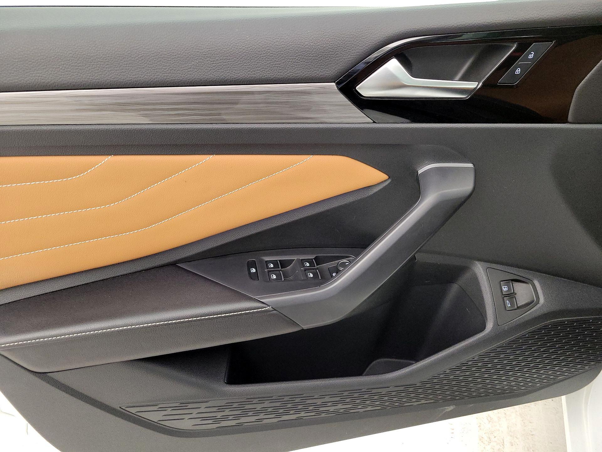 Thumbnail: 2023 Volkswagen Jetta - 12