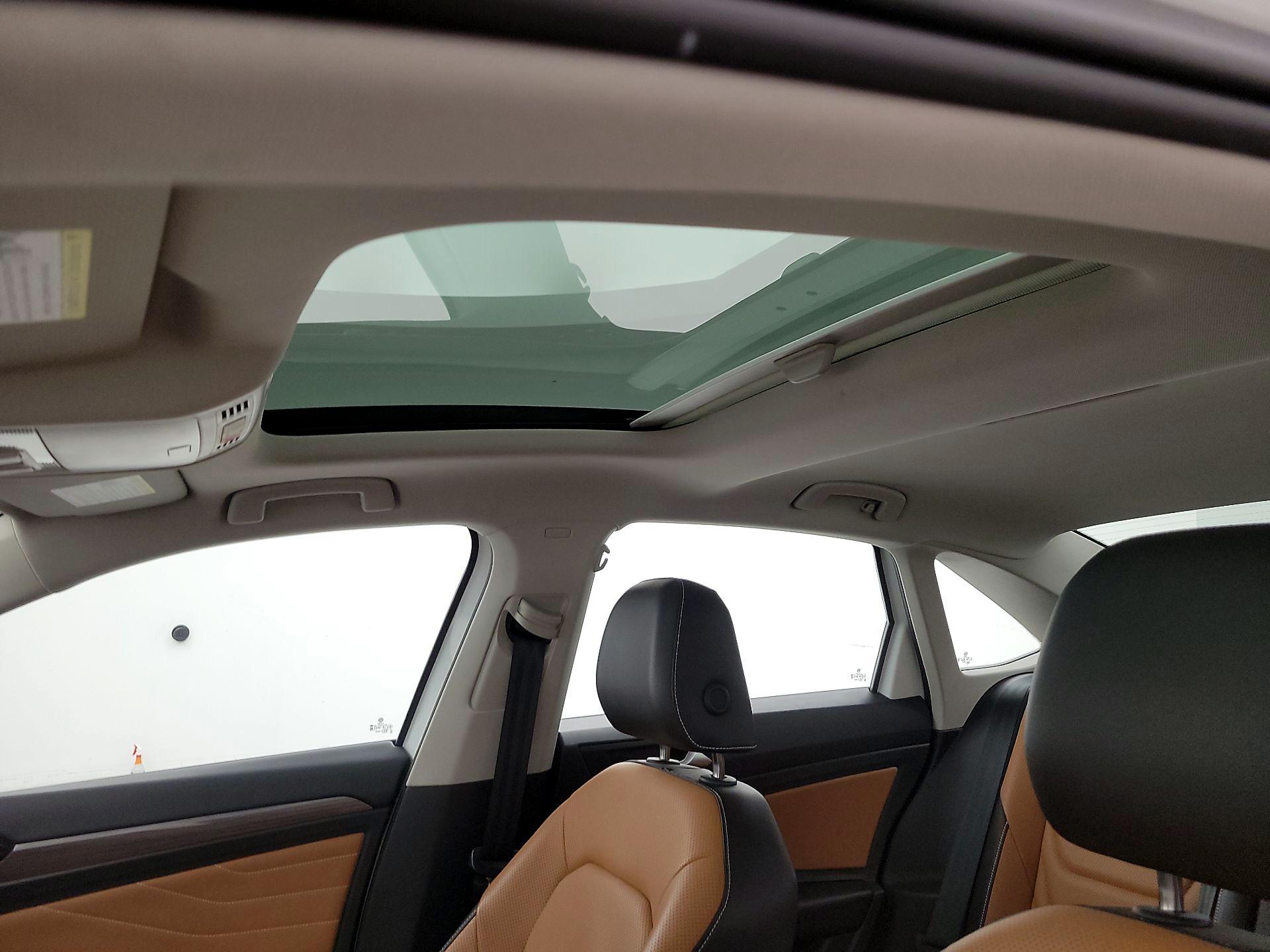 Thumbnail: 2023 Volkswagen Jetta - 20