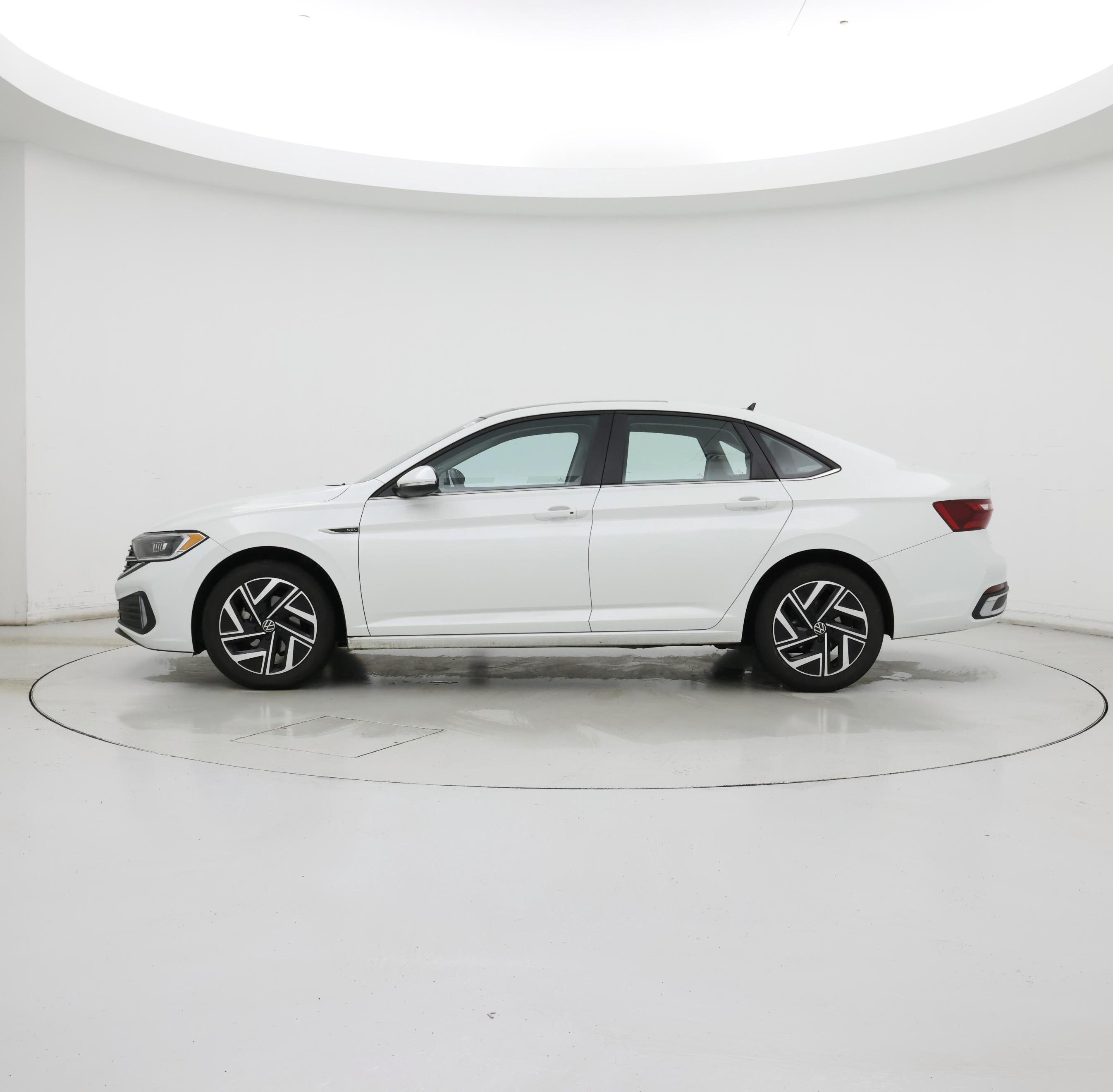 Thumbnail: 2023 Volkswagen Jetta - 3