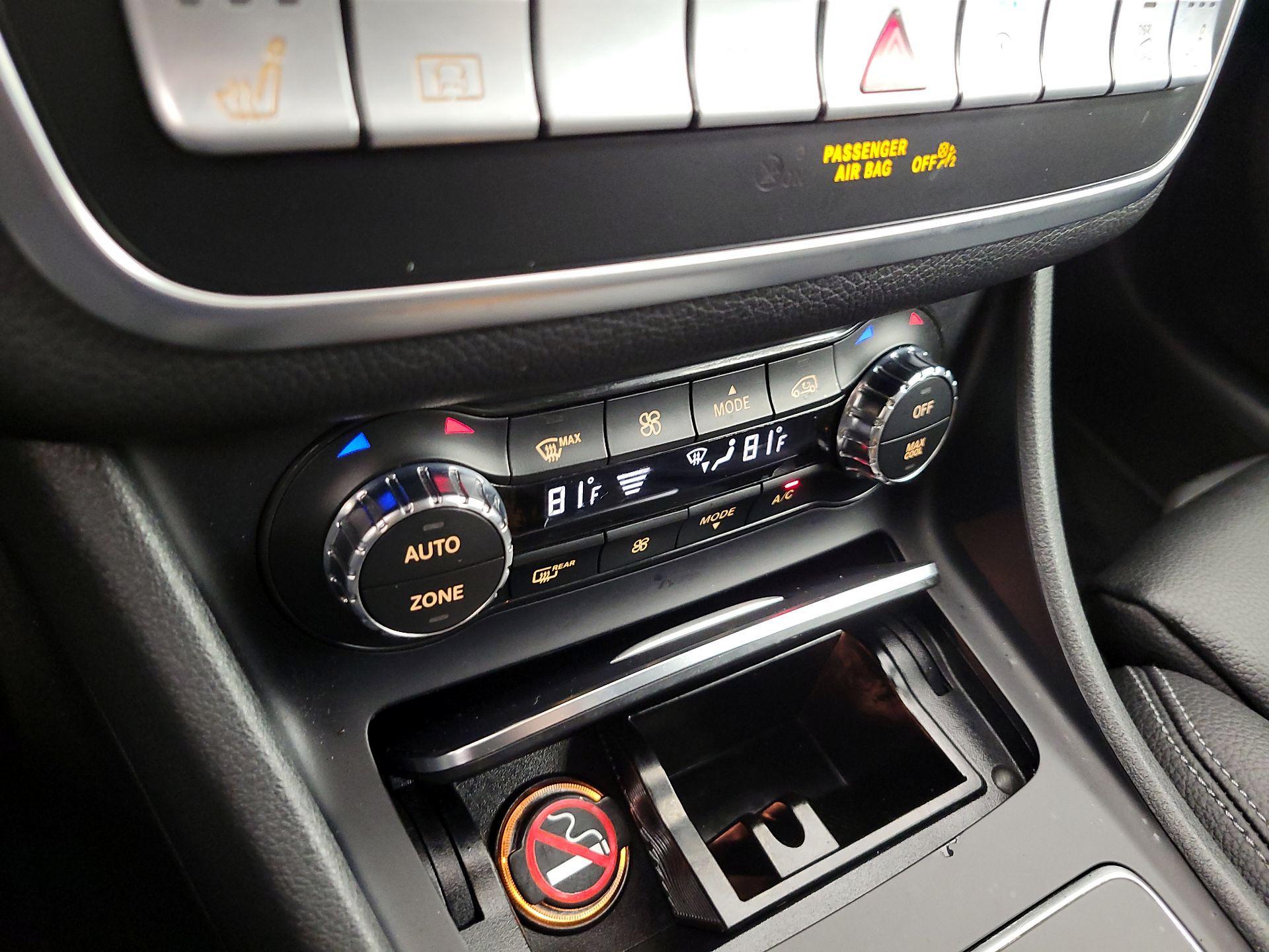 Thumbnail: 2020 Mercedes-Benz GLA - 17