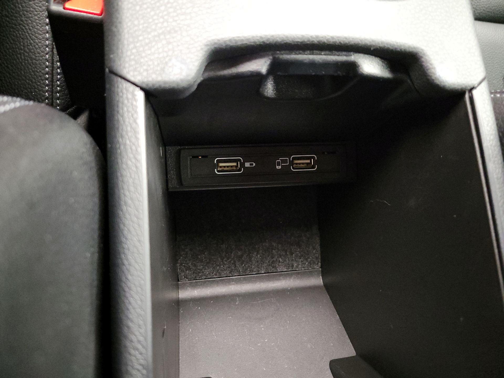 Thumbnail: 2020 Mercedes-Benz GLA - 19