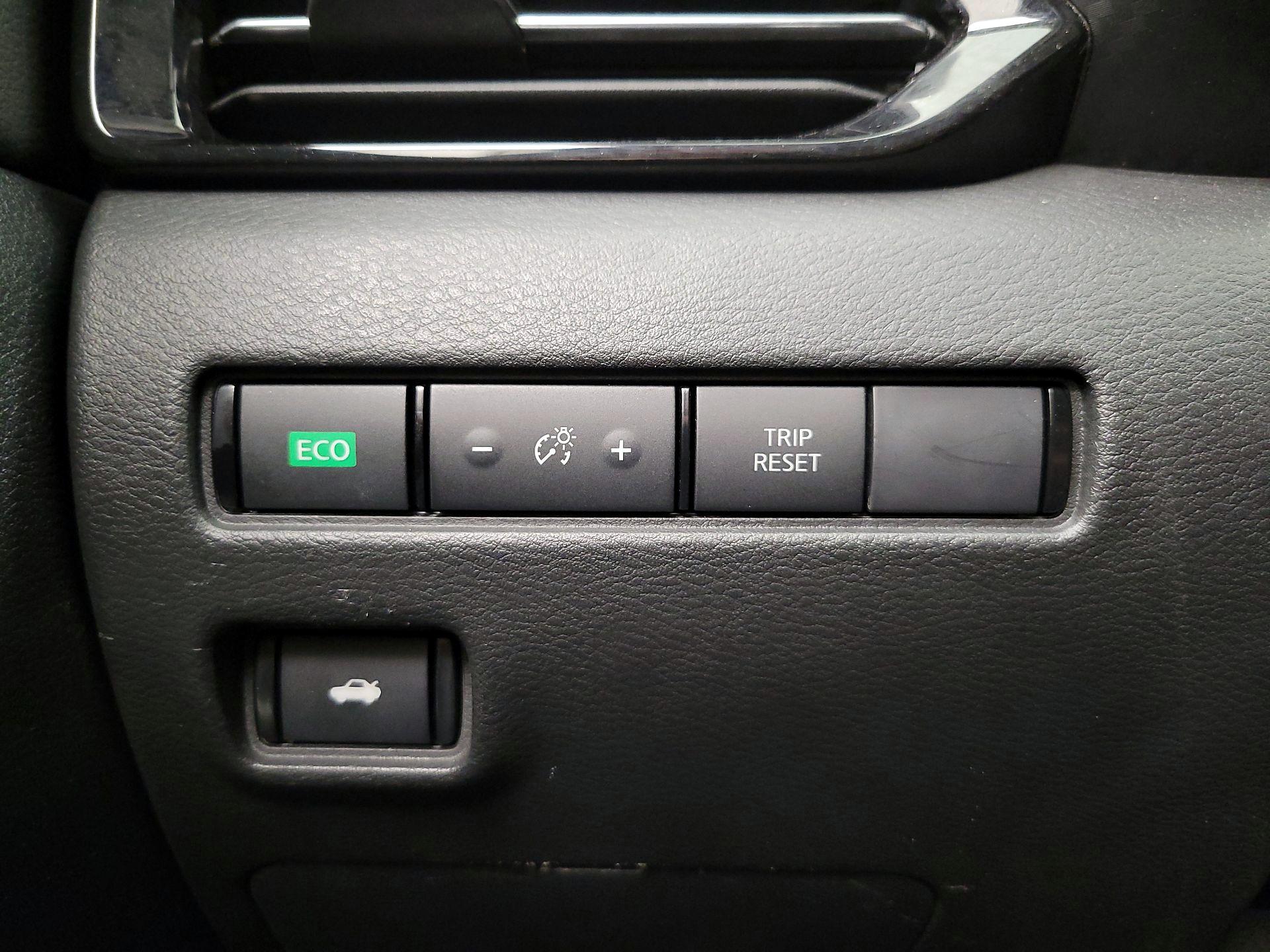 Thumbnail: 2020 Nissan Sentra - 13