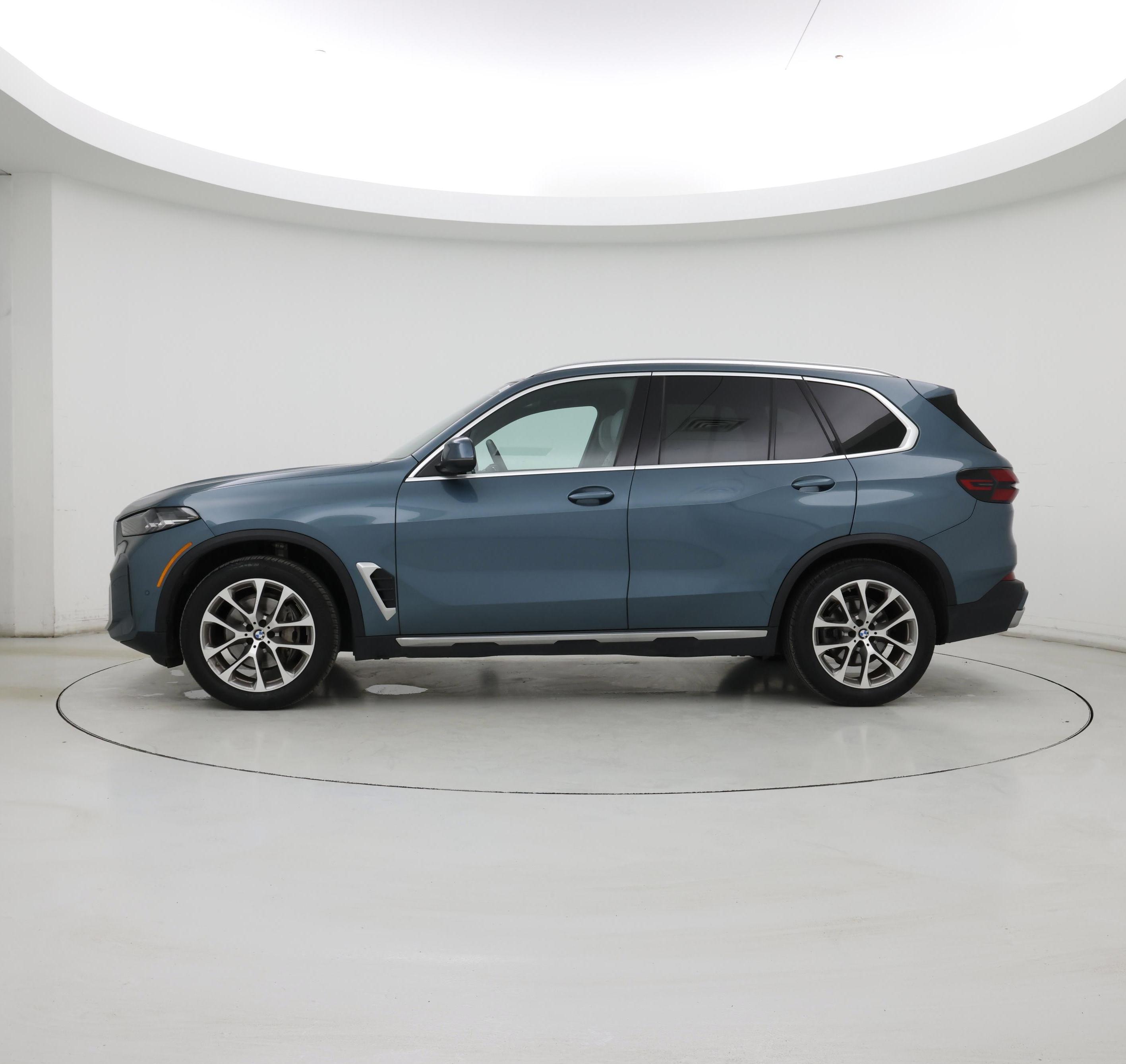 Thumbnail: 2024 BMW X5 - 3