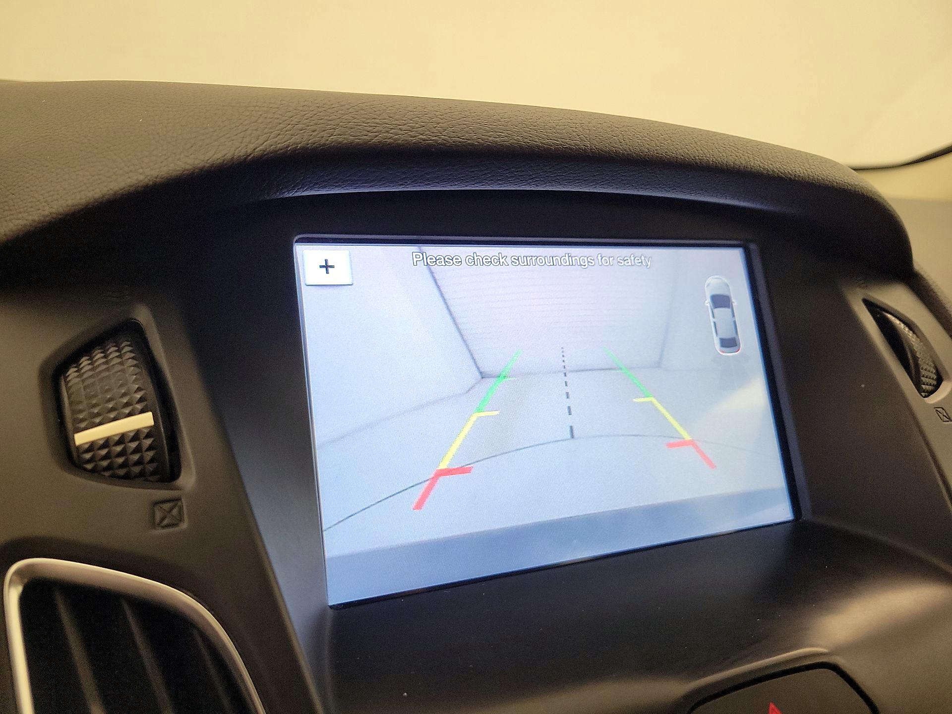 Thumbnail: 2017 Ford Focus - 15