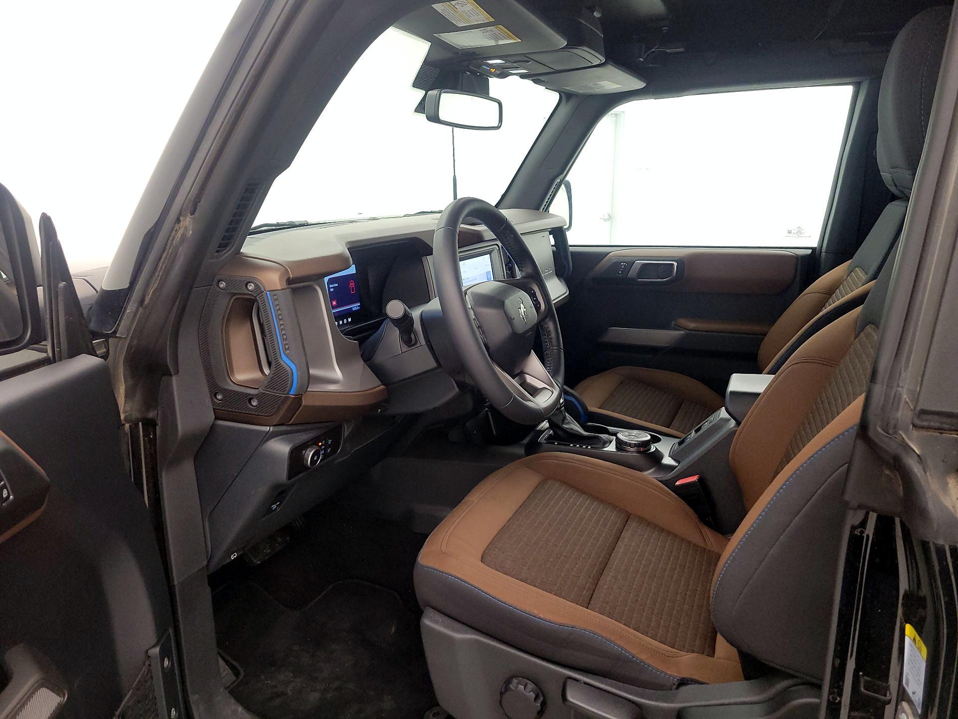 Thumbnail: 2023 Ford Bronco - 11