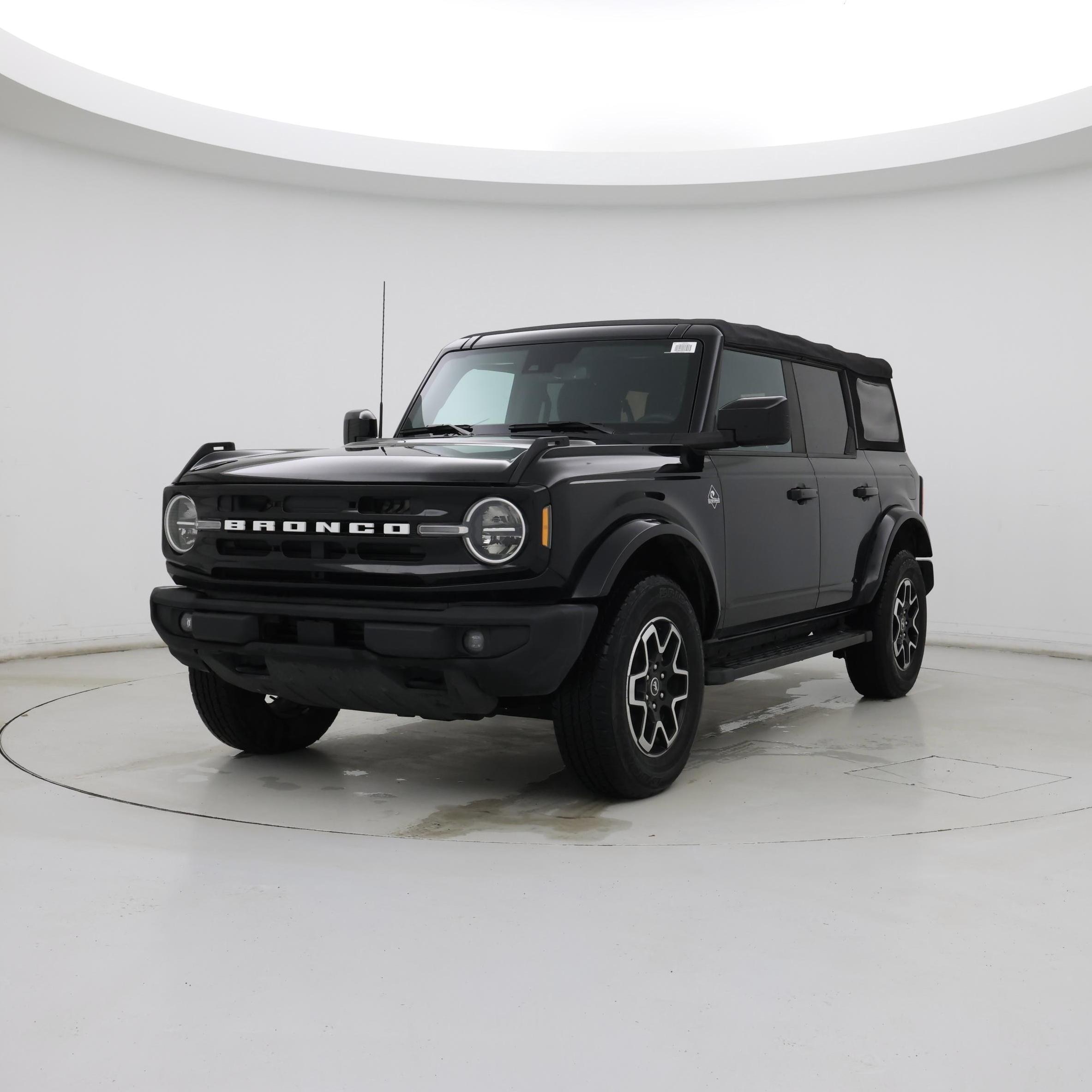 Thumbnail: 2023 Ford Bronco - 4