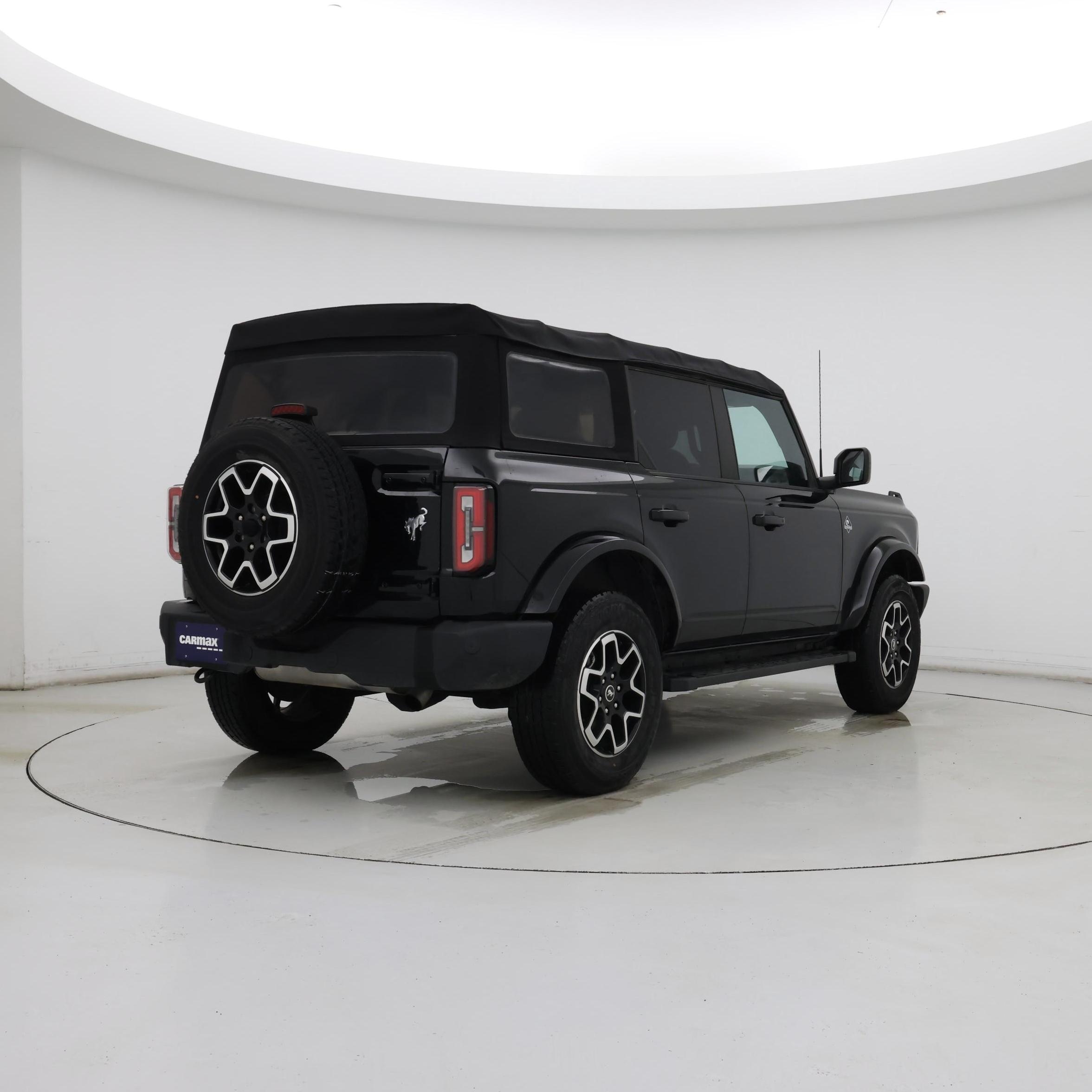 Thumbnail: 2023 Ford Bronco - 8