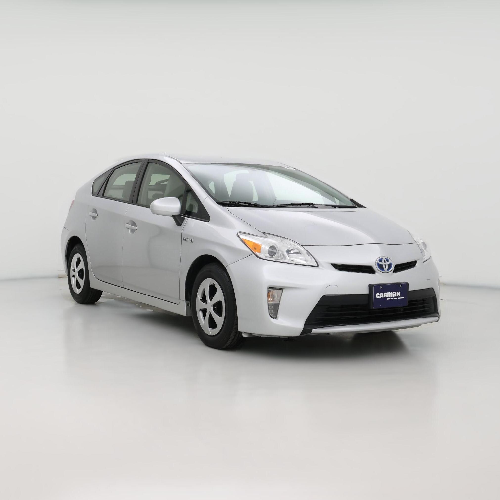 Thumbnail: 2015 Toyota Prius - 1