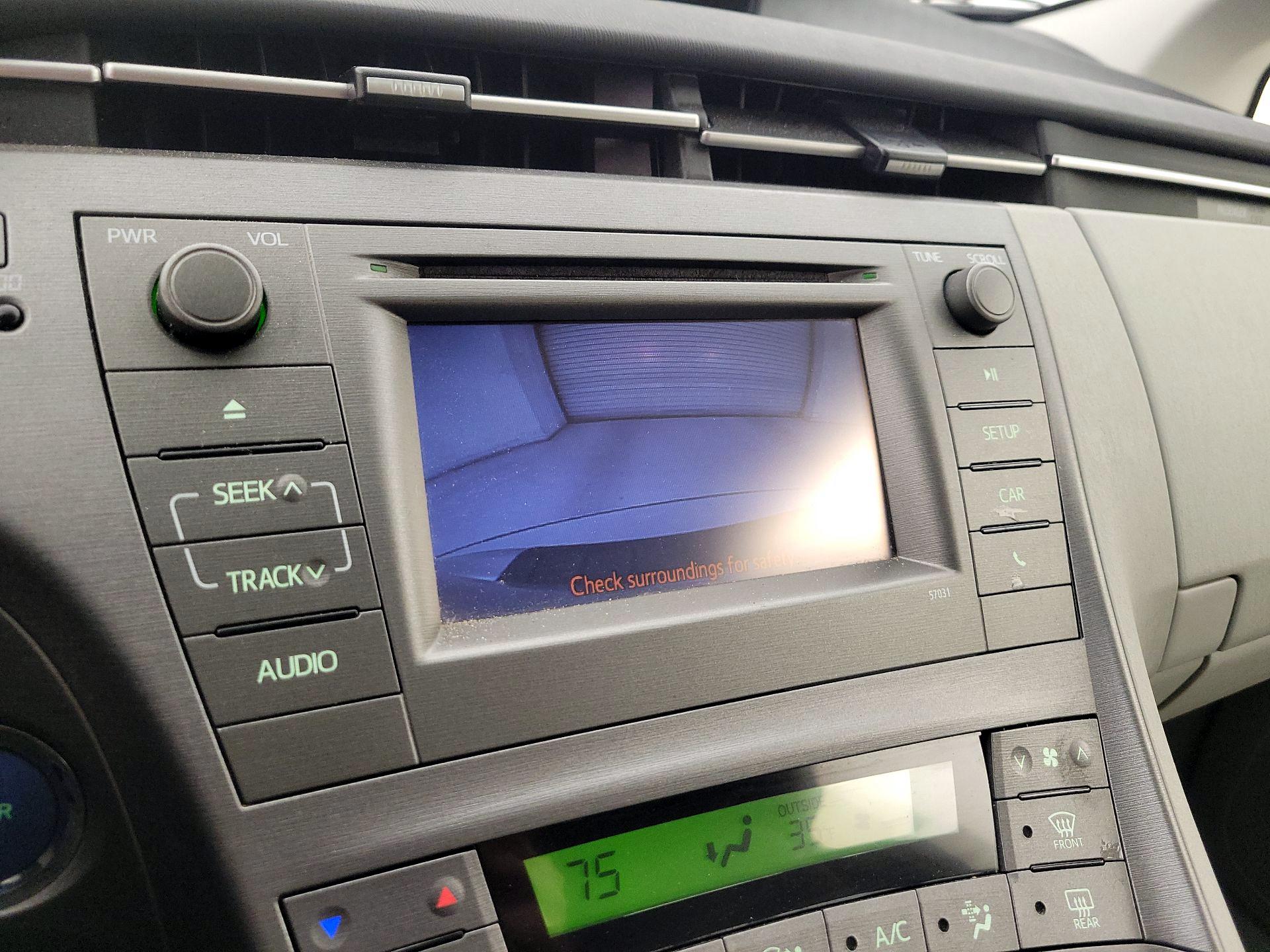 Thumbnail: 2015 Toyota Prius - 14