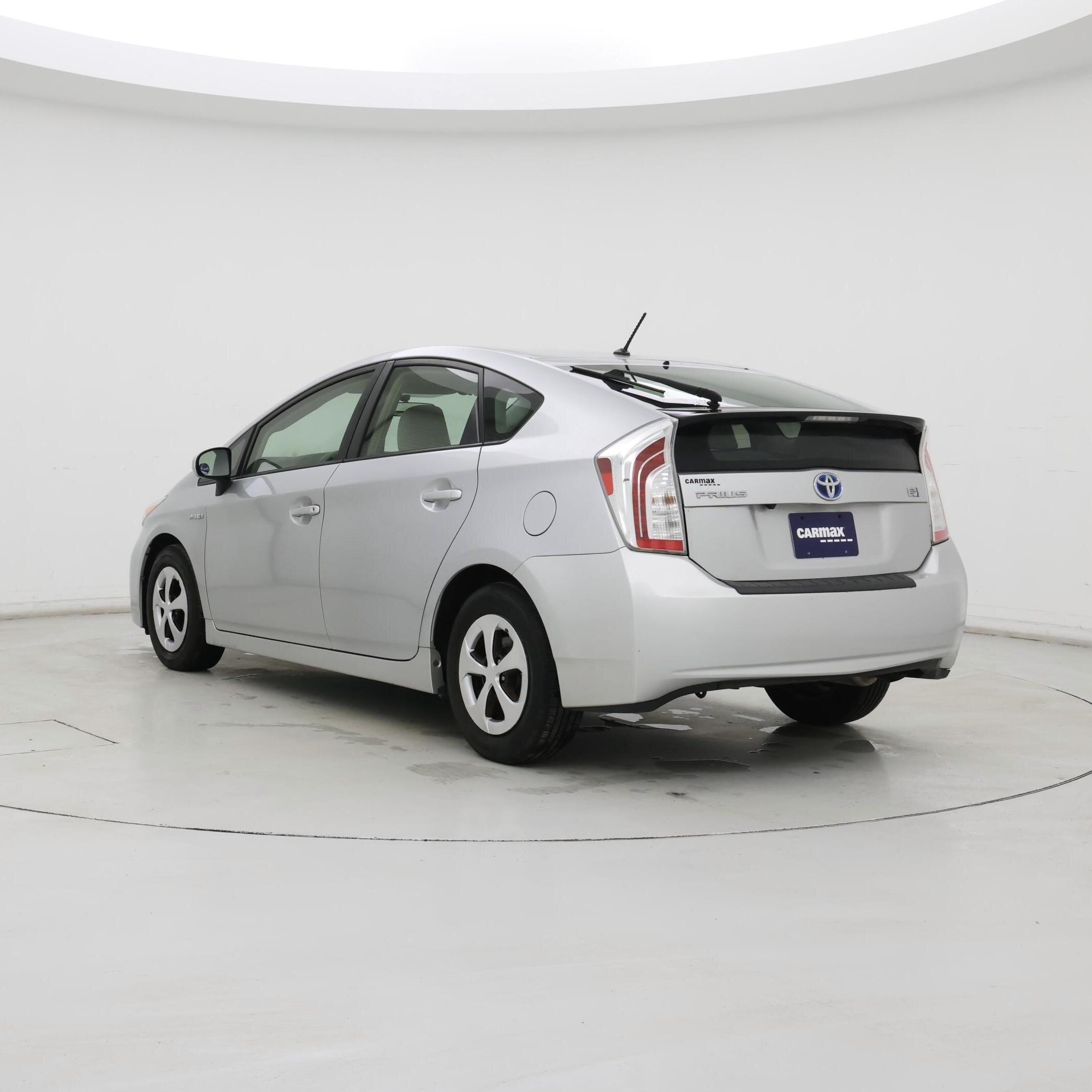 Thumbnail: 2015 Toyota Prius - 2