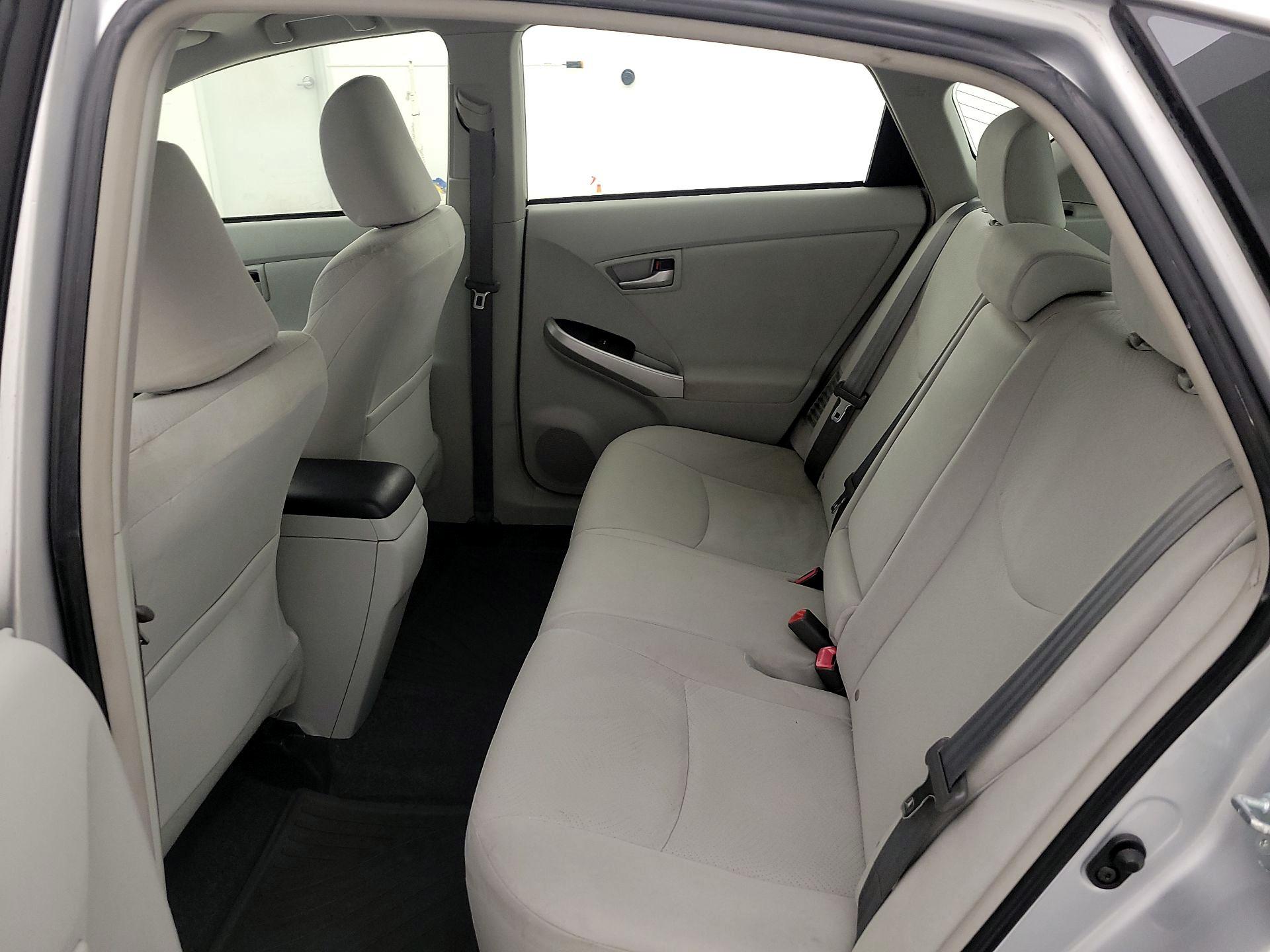 Thumbnail: 2015 Toyota Prius - 19