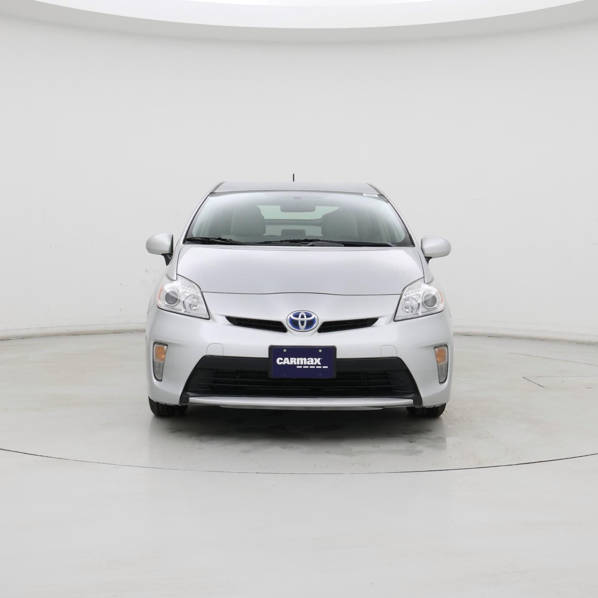 Thumbnail: 2015 Toyota Prius - 5