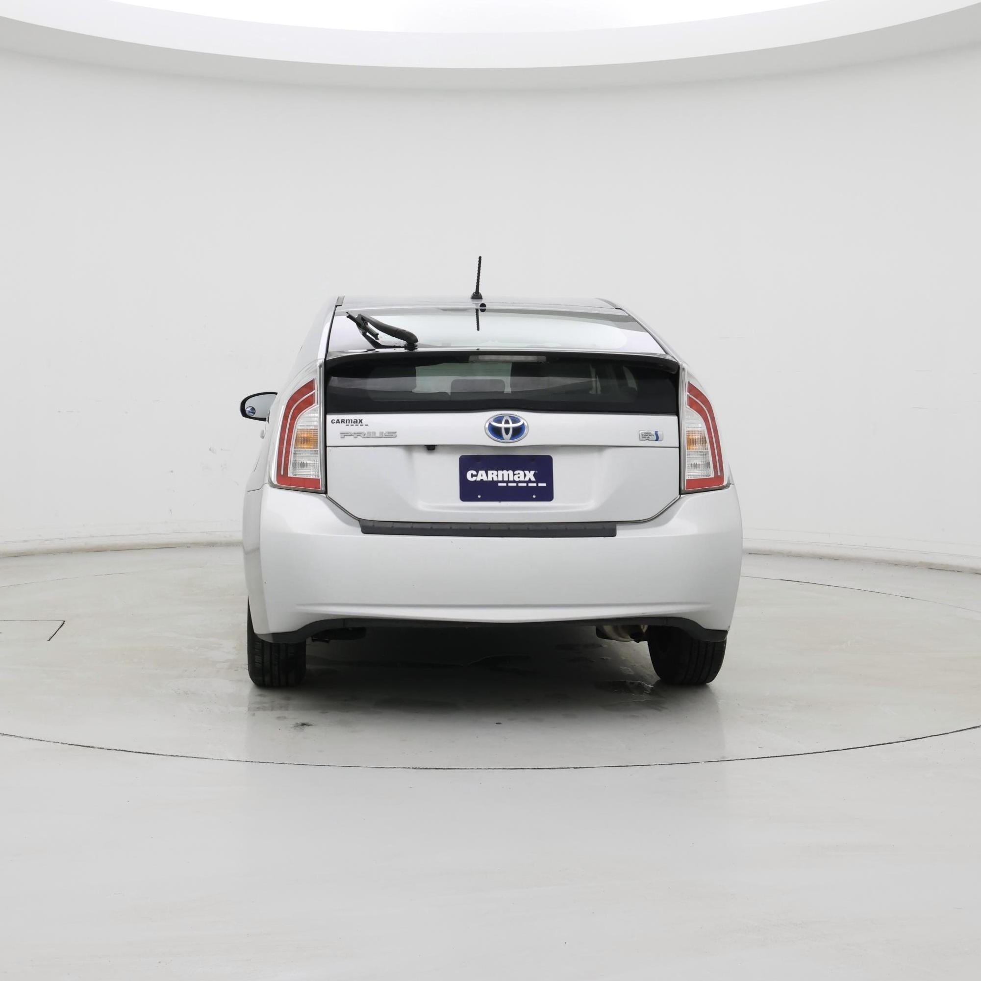 Thumbnail: 2015 Toyota Prius - 6