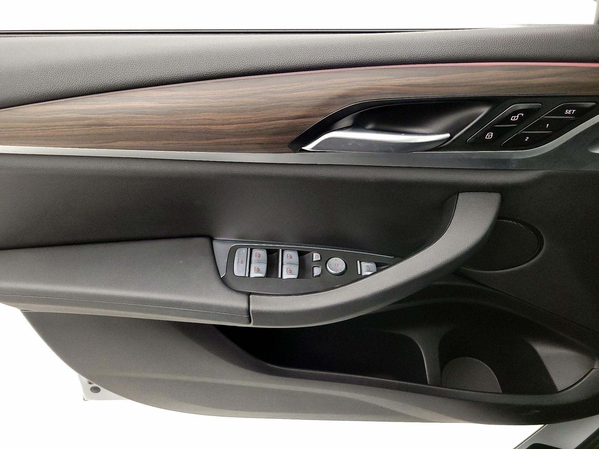 Thumbnail: 2021 BMW X3 - 12