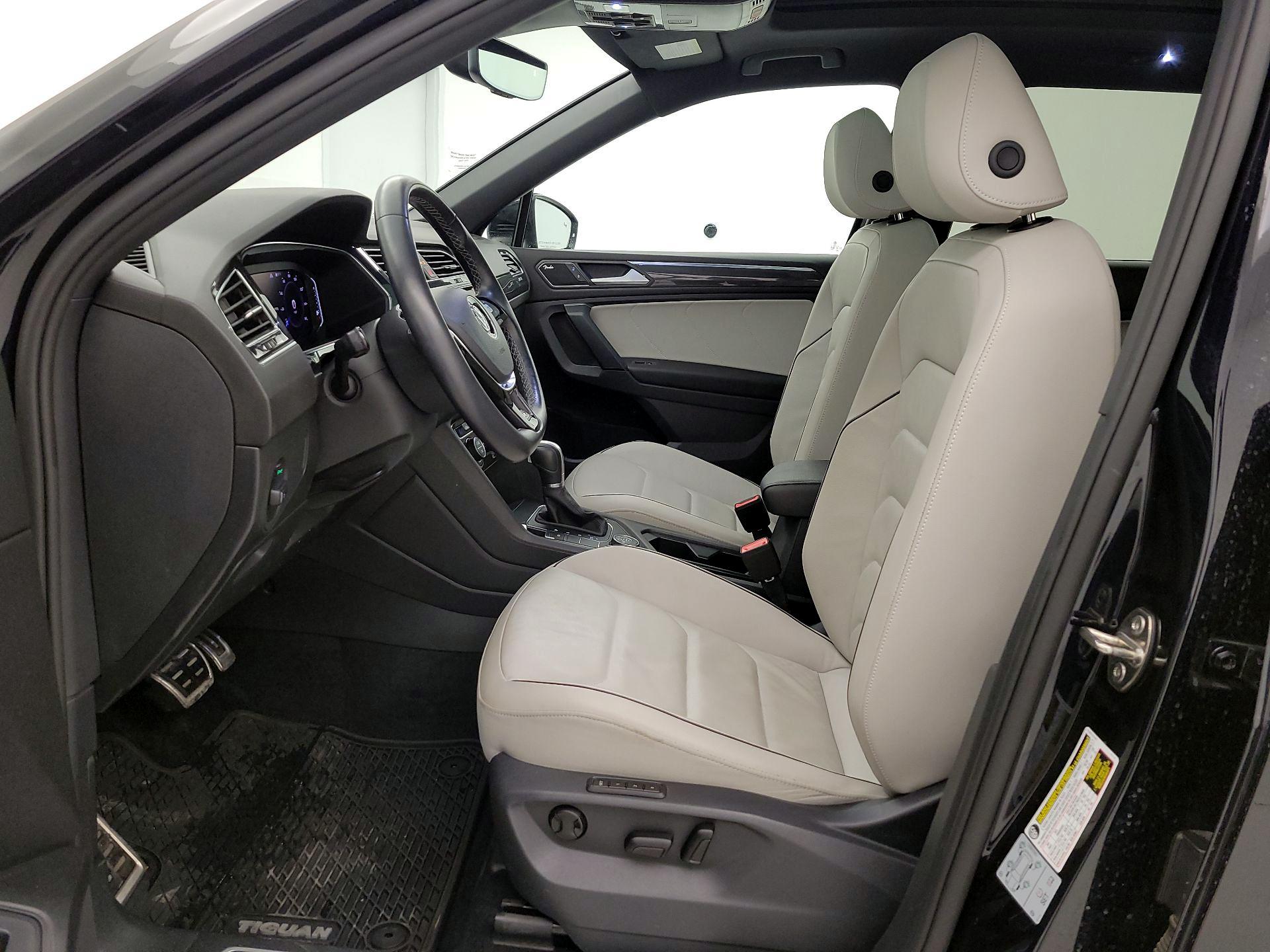 Thumbnail: 2019 Volkswagen Tiguan - 11