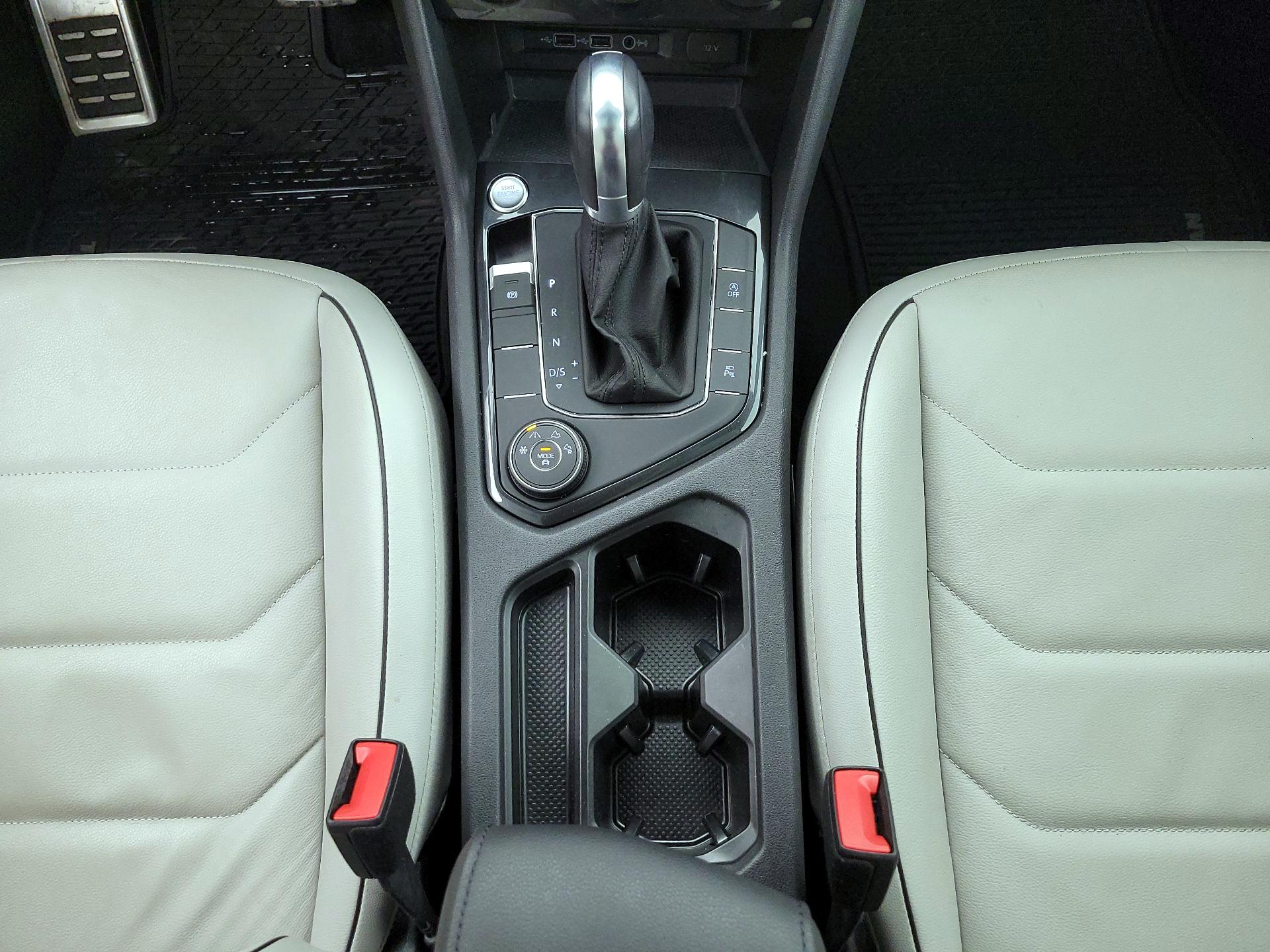 Thumbnail: 2019 Volkswagen Tiguan - 18