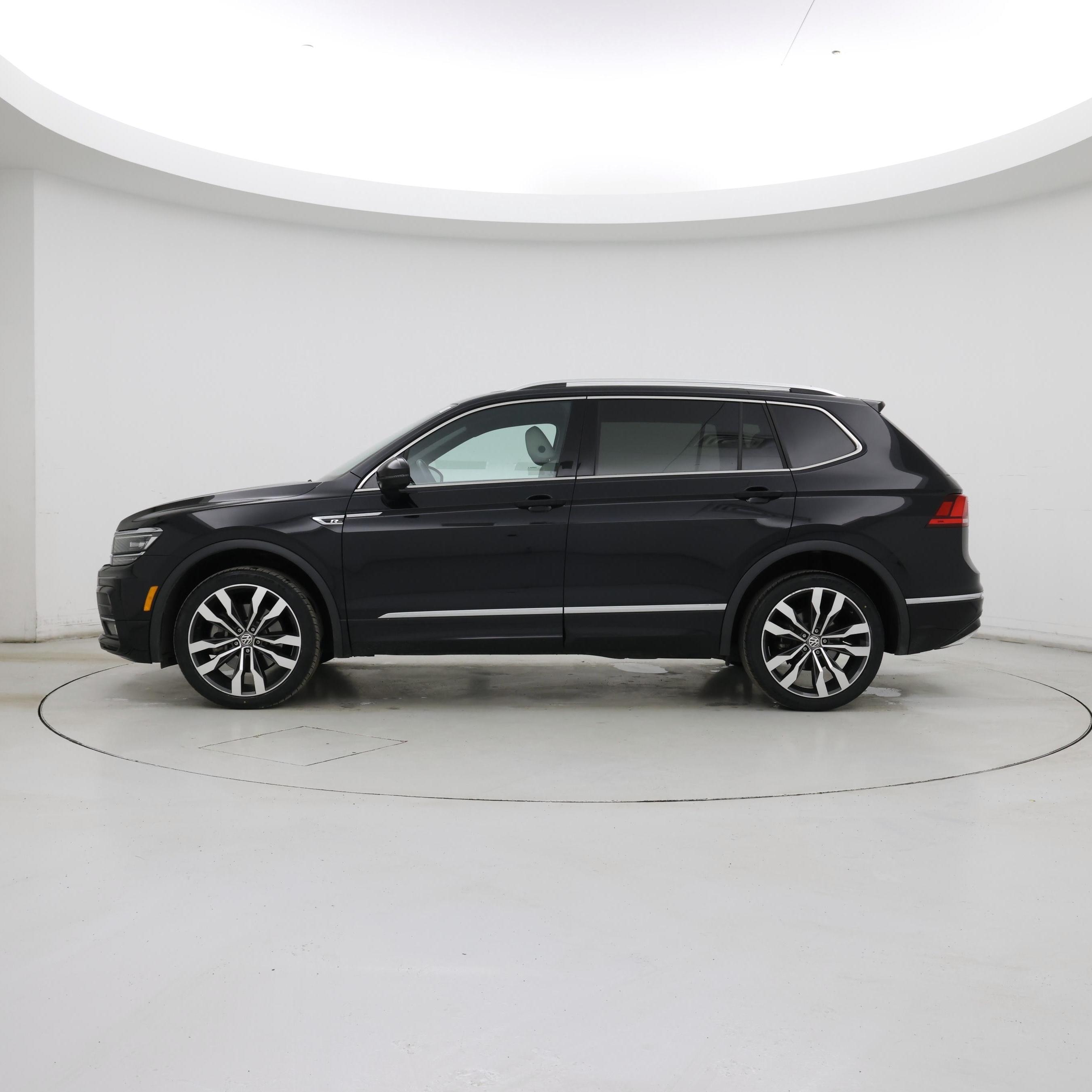 Thumbnail: 2019 Volkswagen Tiguan - 3