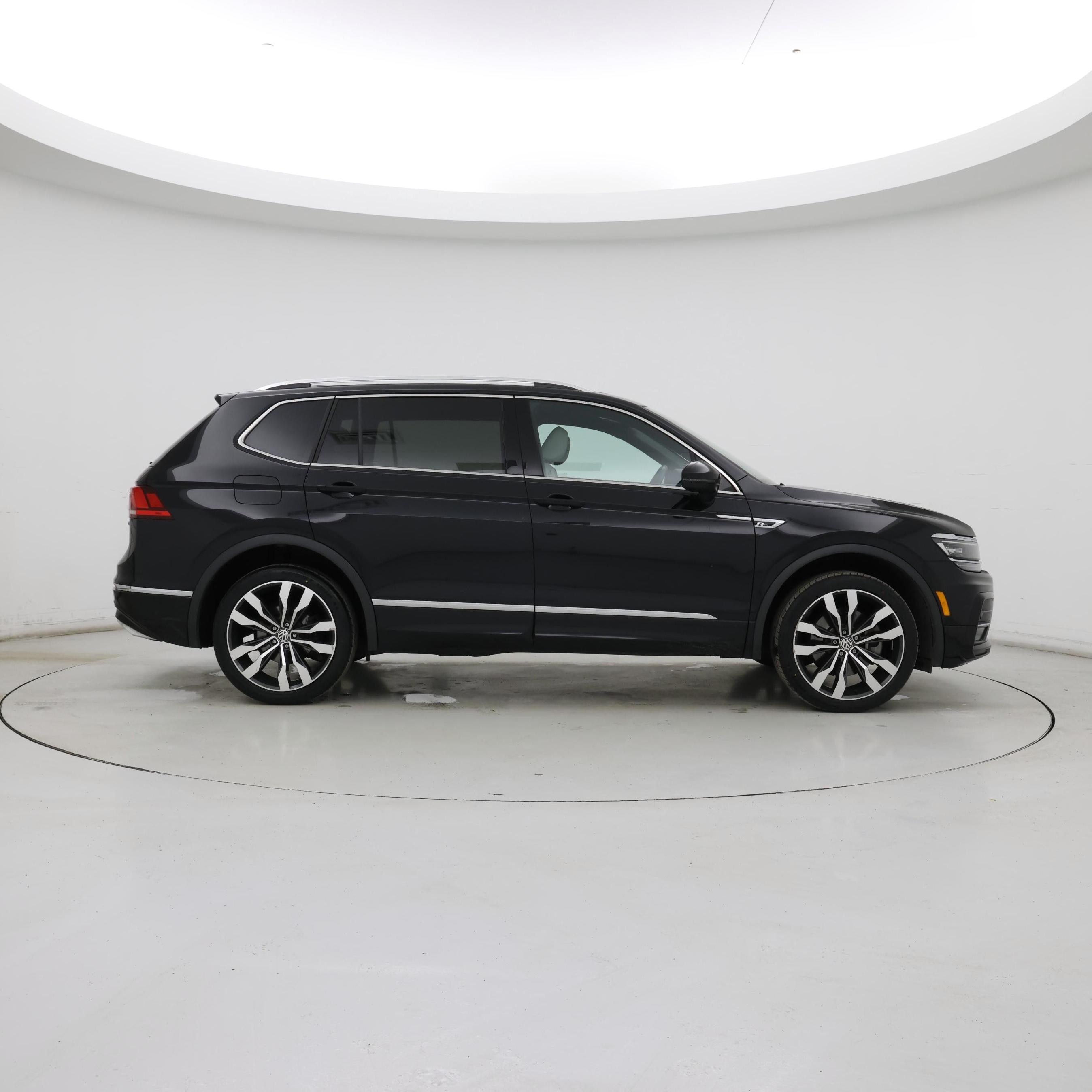 Thumbnail: 2019 Volkswagen Tiguan - 7
